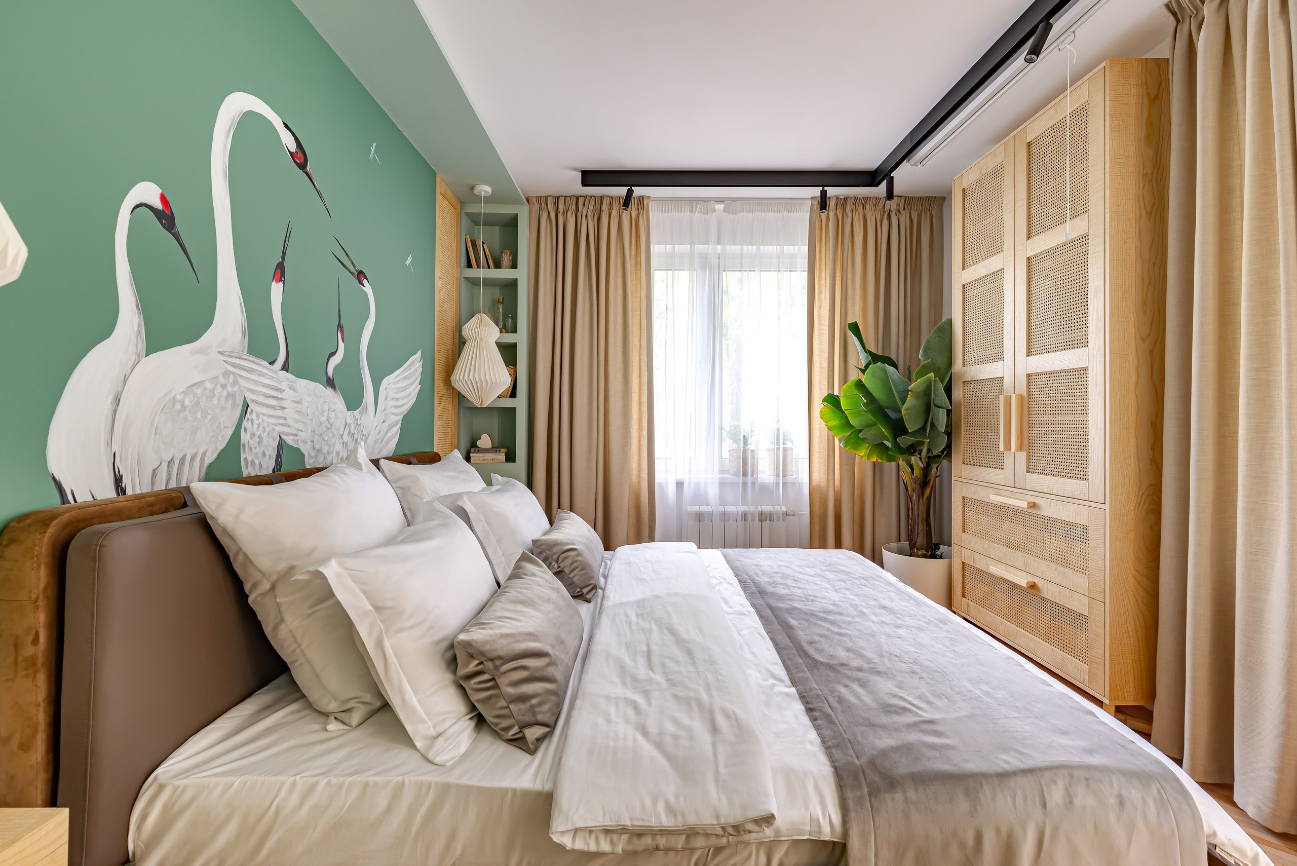 Спальня для телепроекта Большие Перемены на канале Россия 1. Интерьерная съёмка и виртуальные туры — Интерьерный фотограф Кузнецов Сергей (photopixiq)