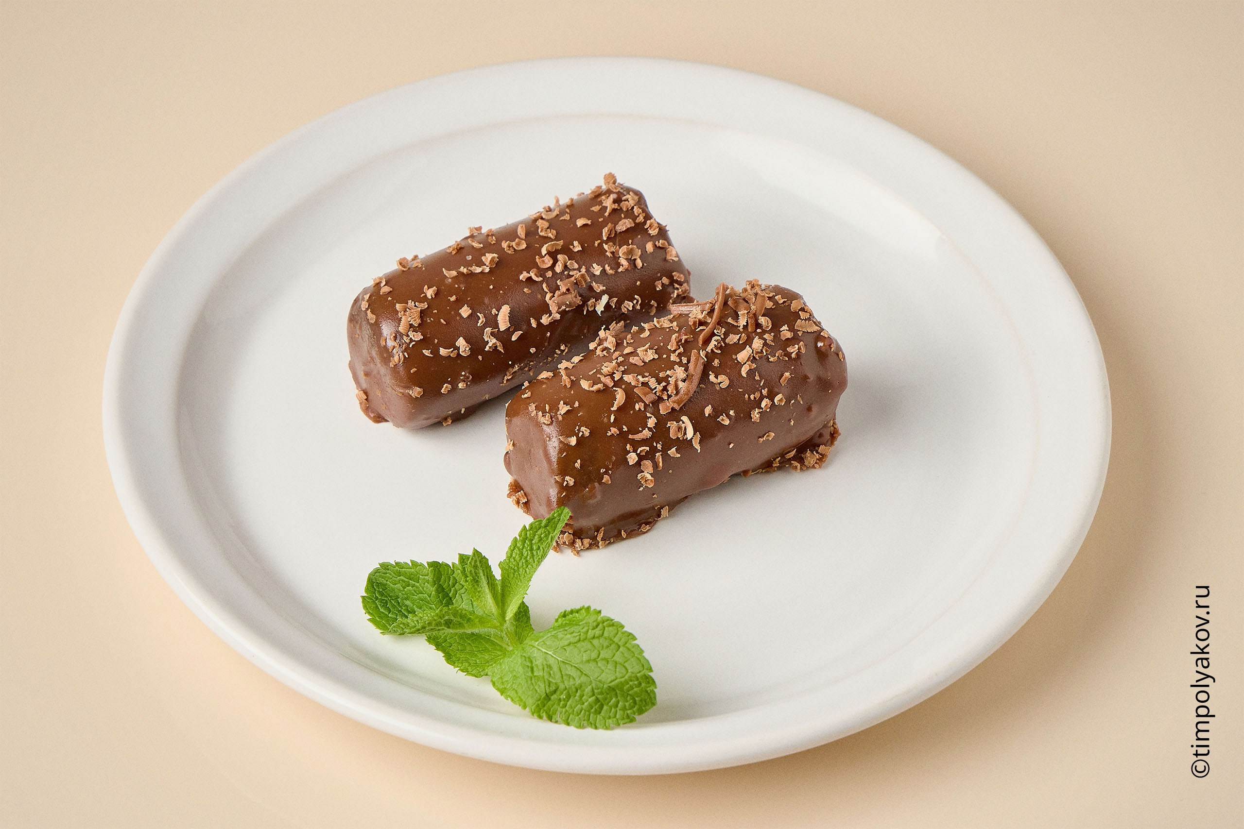 Хруст. Тимур Поляков — фотограф и оператор-постановщик