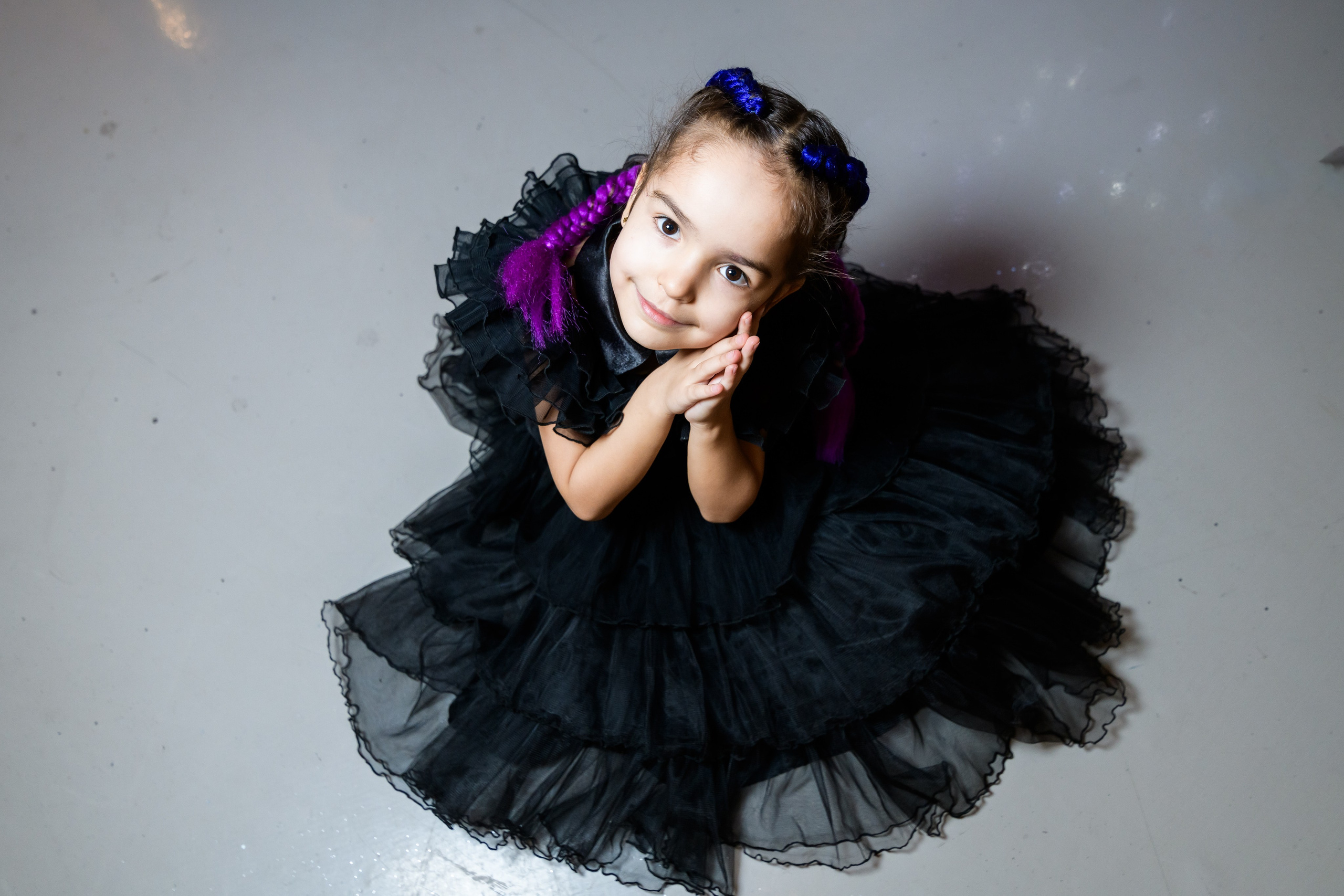 День рождения Софии в стиле «Уэнздей». Репортажный фотограф Сергей Дроздов