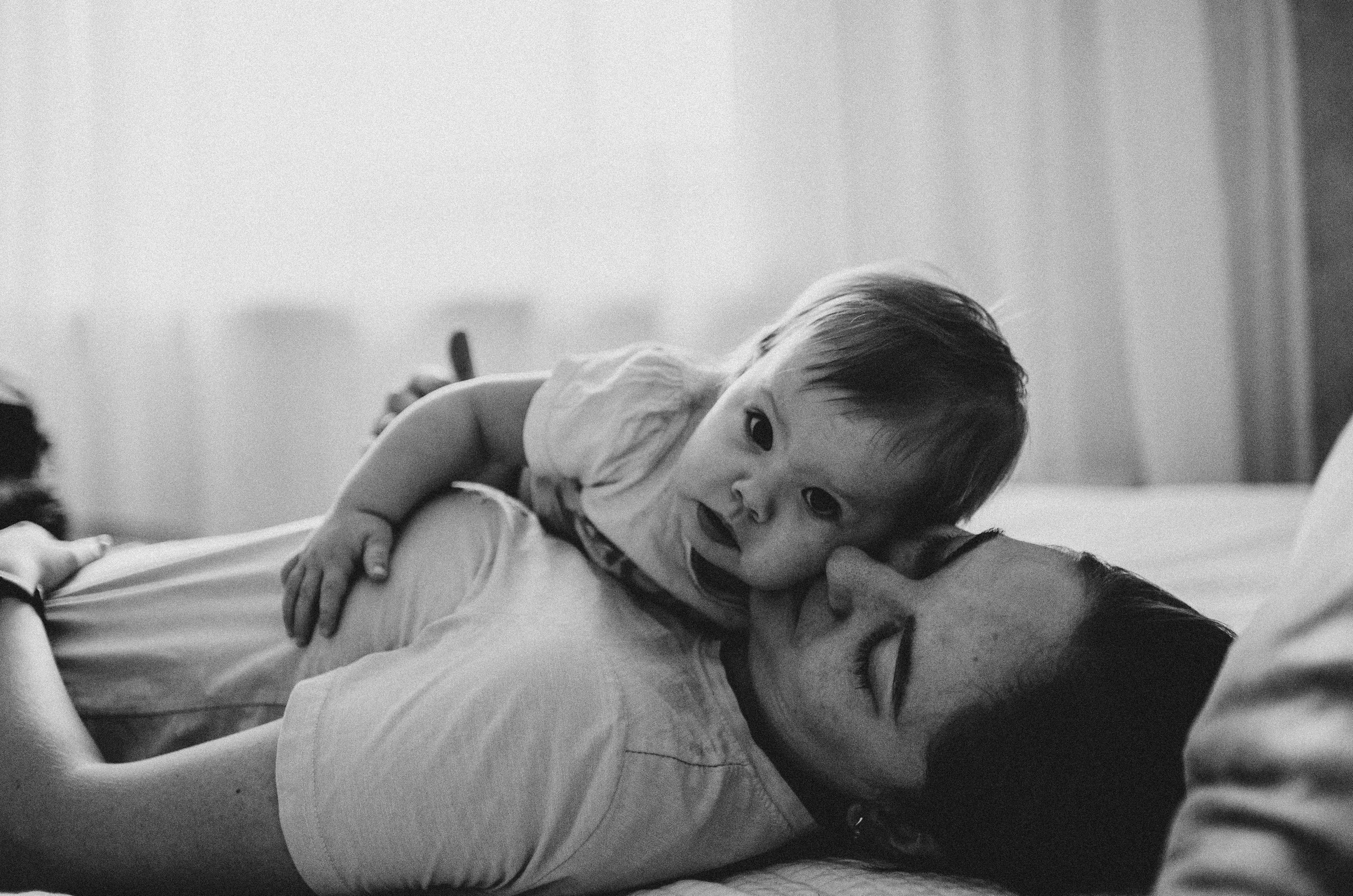 Мамина нежность, папина сила. Семейный фотограф в Екатеринбурге Всеволод и Марина Пономаревы