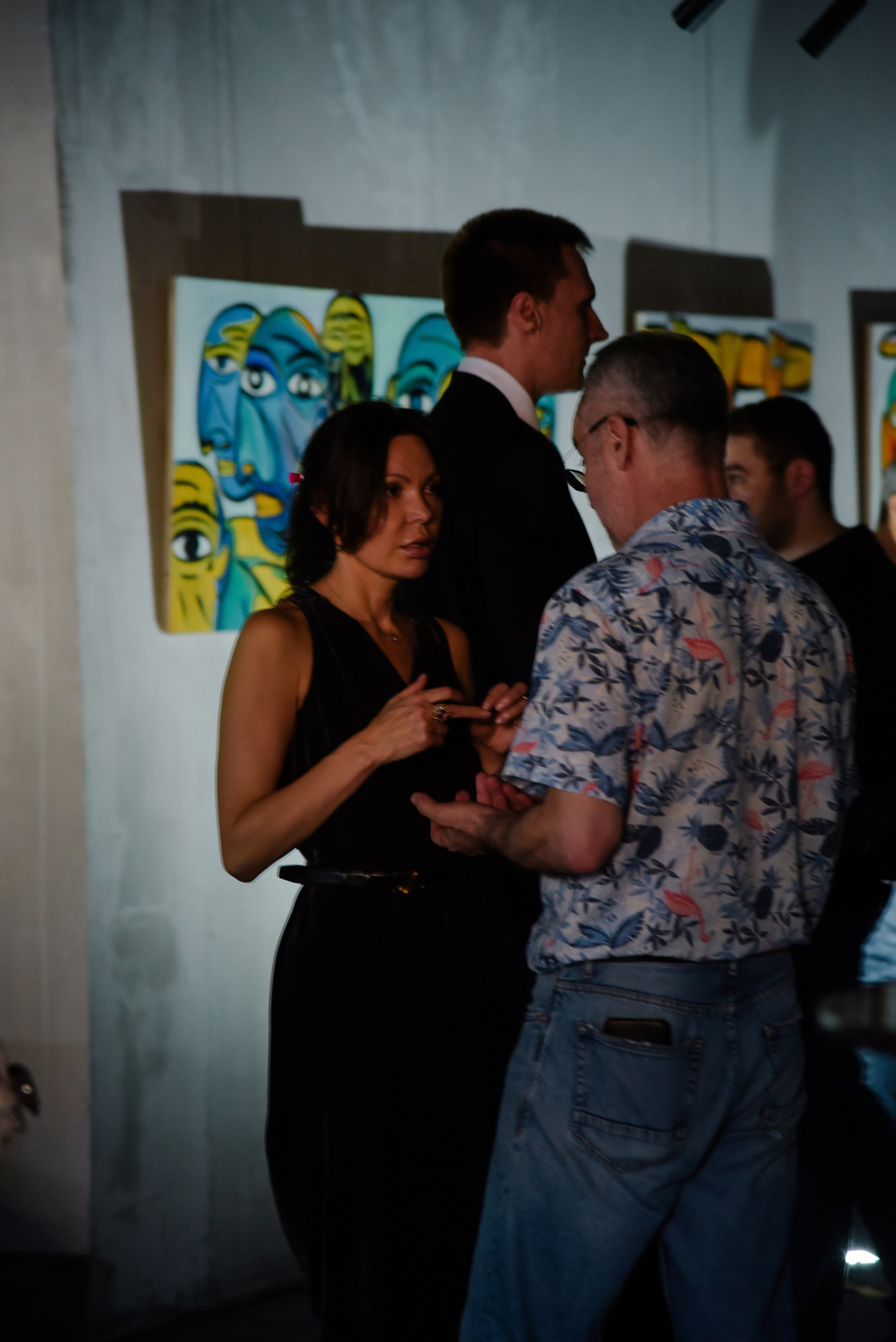 Александр Дильбази Игра взглядов в гранатовом саду. Фотограф Лола Волна, город Москва