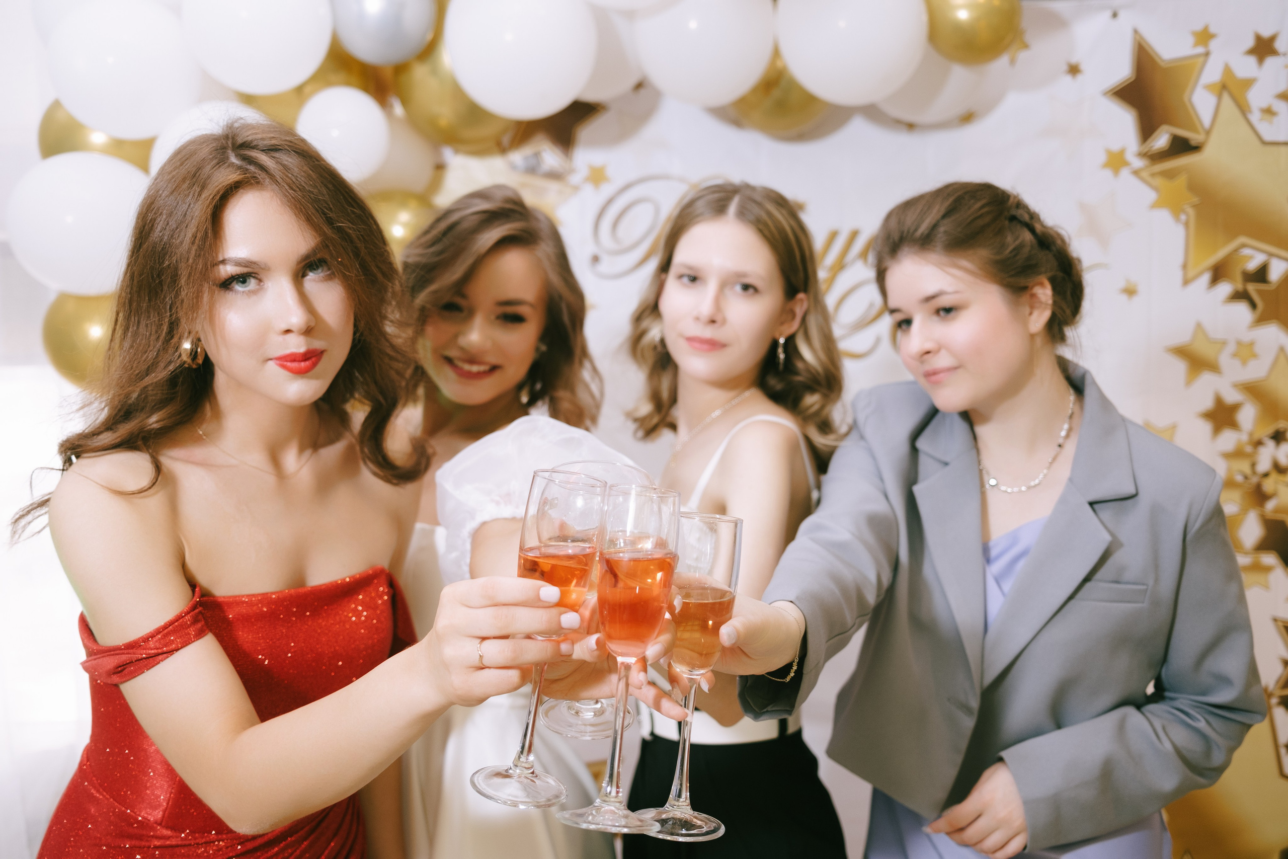 Выпускной школа 33. Свадебный и репортажной фотограф Денис Ожигин в Краснодаре и Краснодарском крае