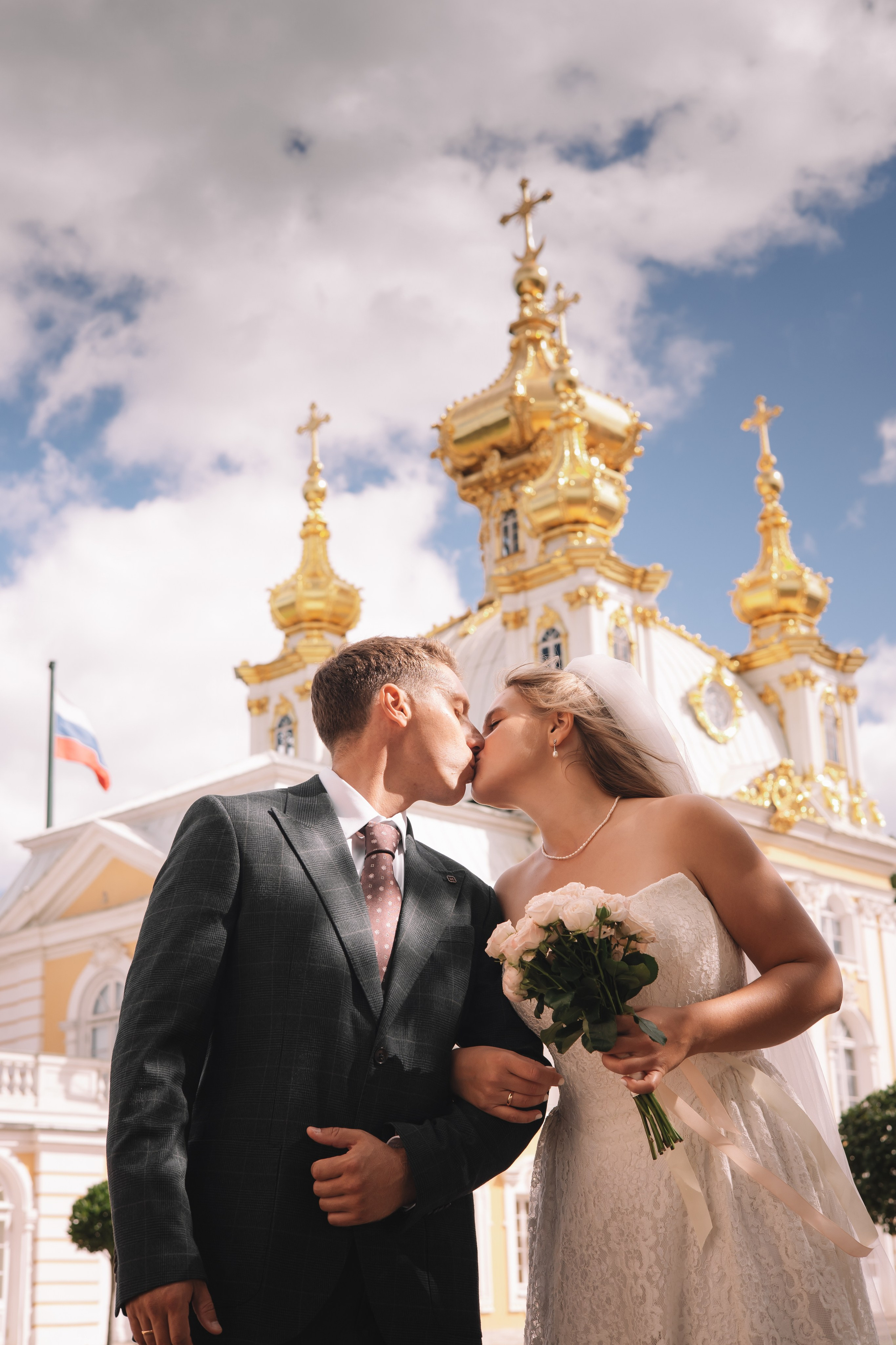 Анна и Евгений|Петергоф. Семейный фотограф в Санкт-Петербурге. Запечатление мгновений и ярких воспоминаний в Вашей жизни