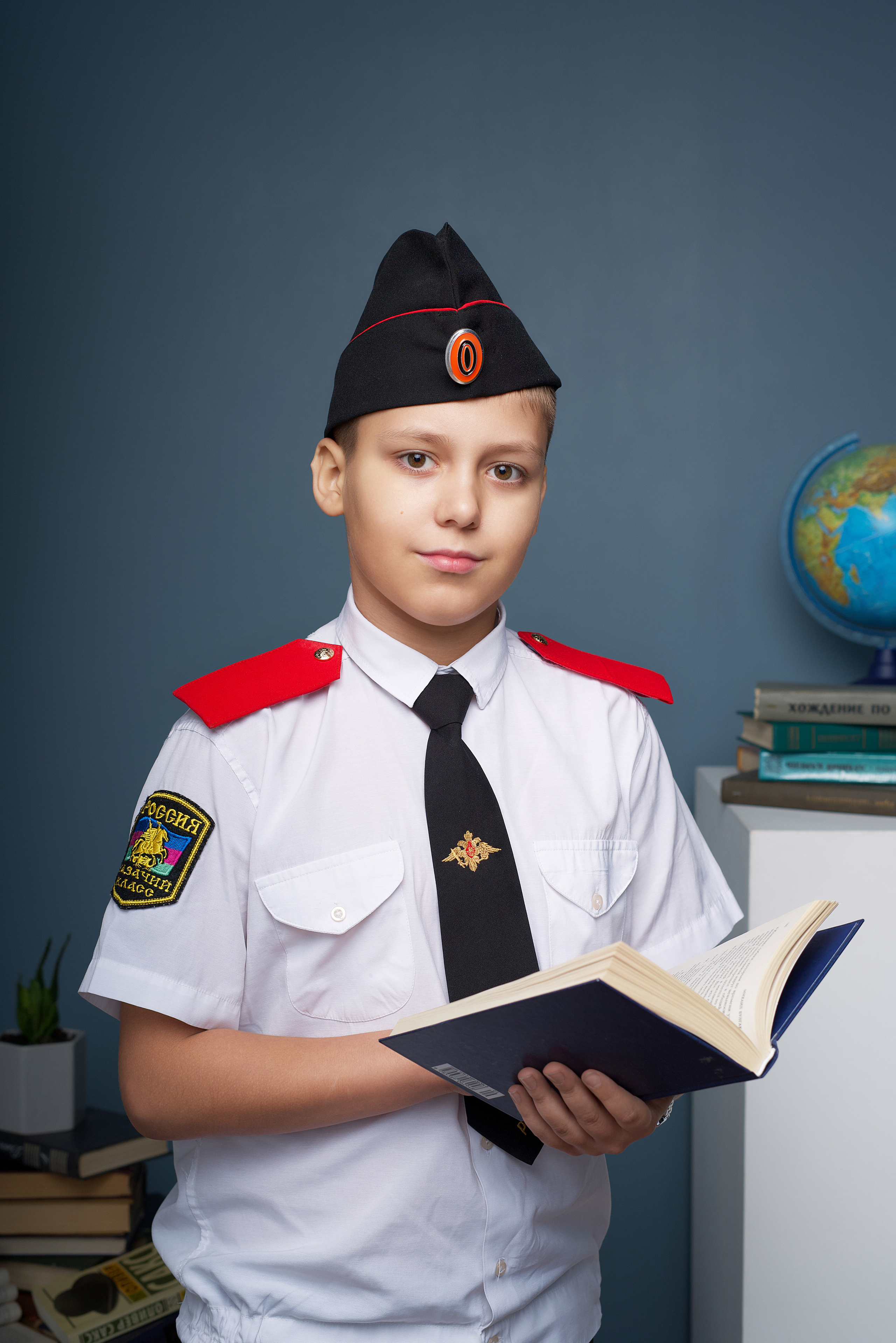 Выпускной альбом Краснодар 4 класс. Ваш выпускной альбом в Краснодаре