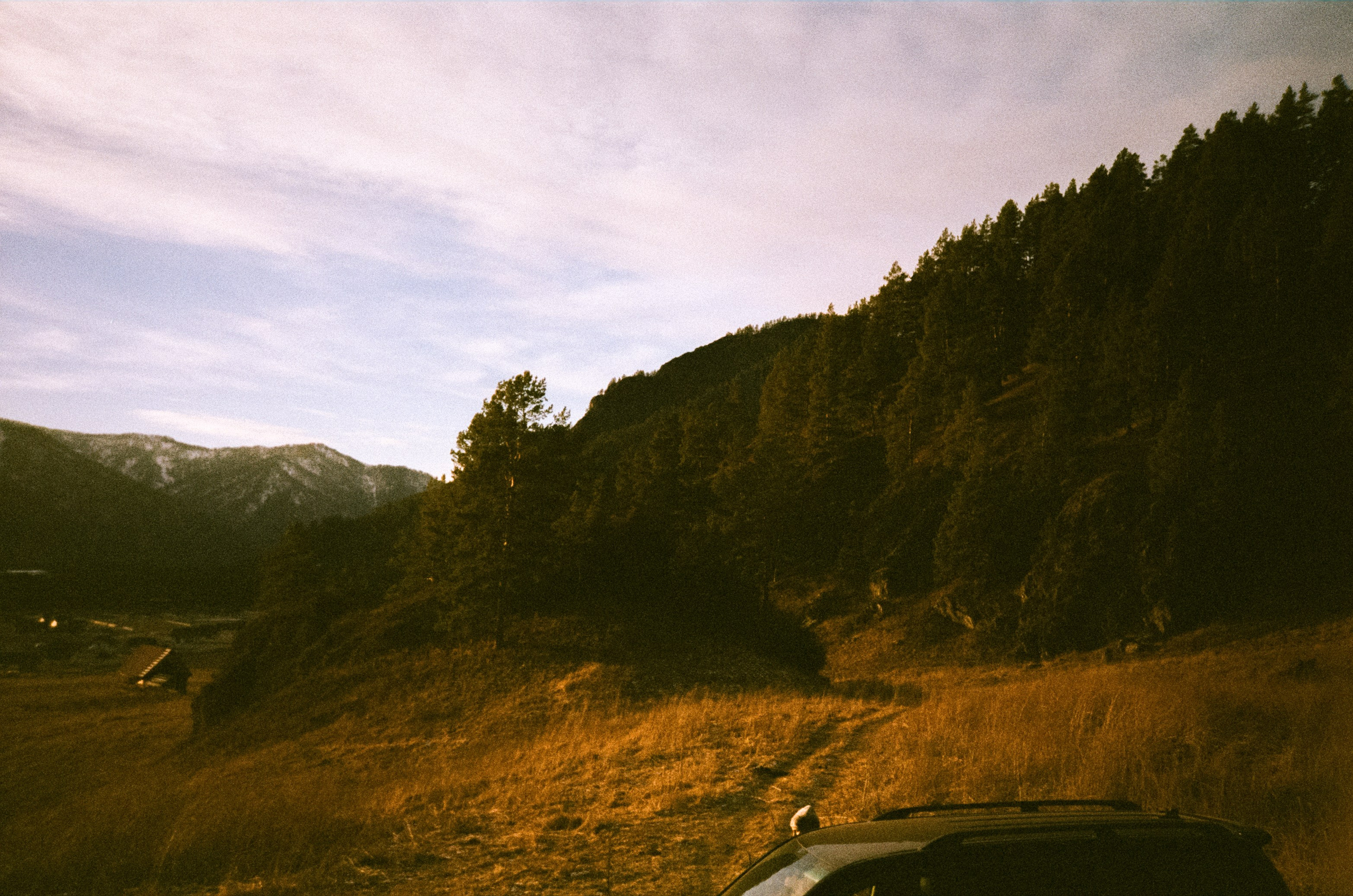 Поле у вертолетной площадки в день зимнего солнцестояния / 22 декабря