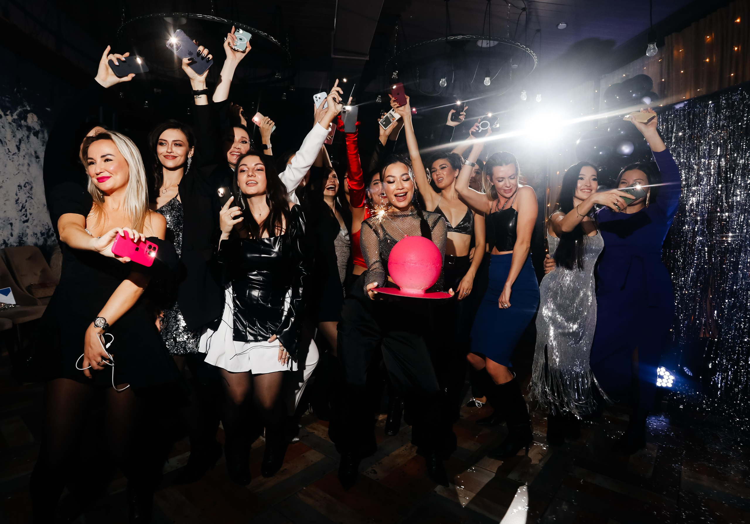 Parties. Детков Николай — фотограф в Омске