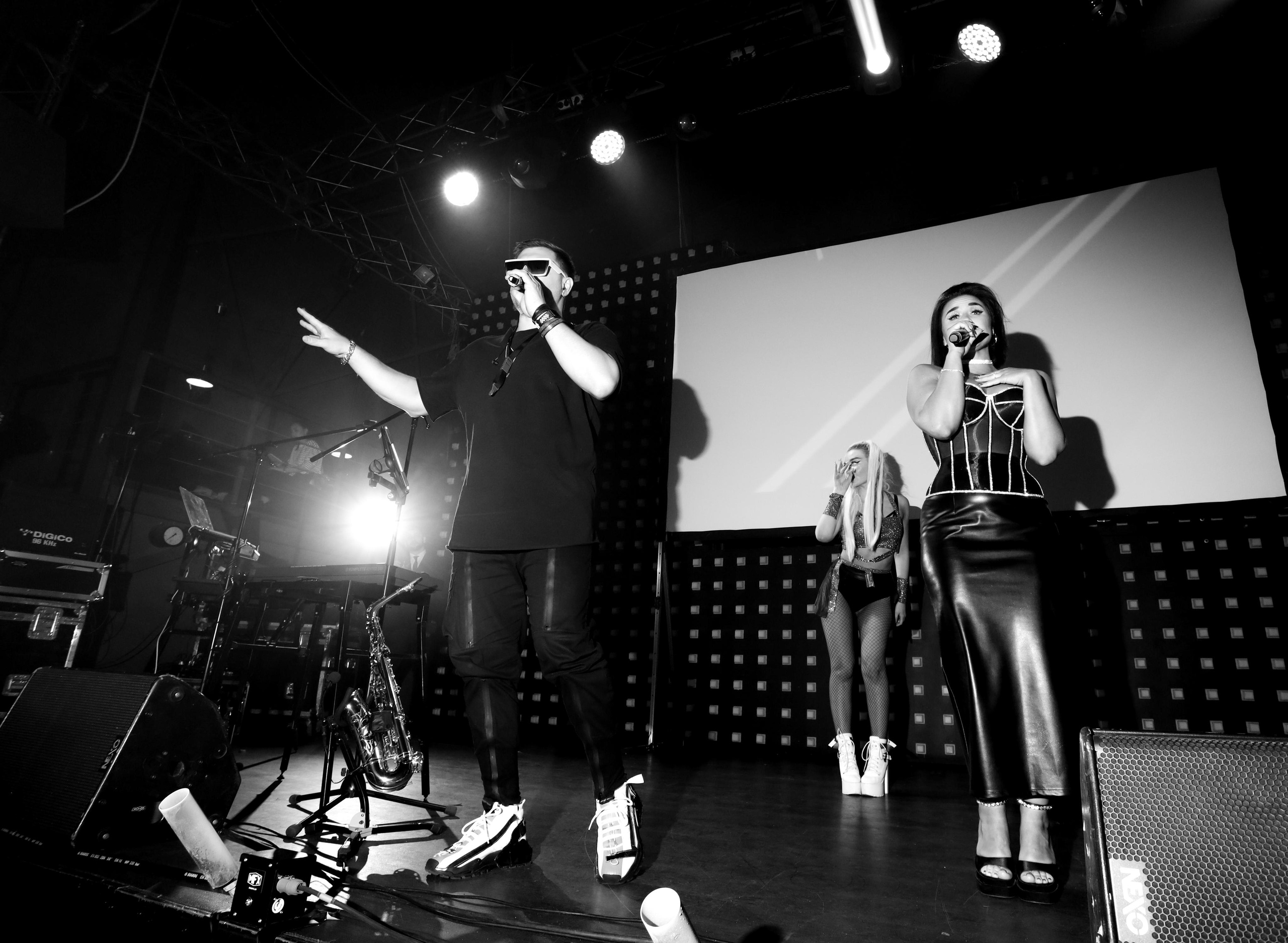 Parties. Детков Николай — фотограф в Омске