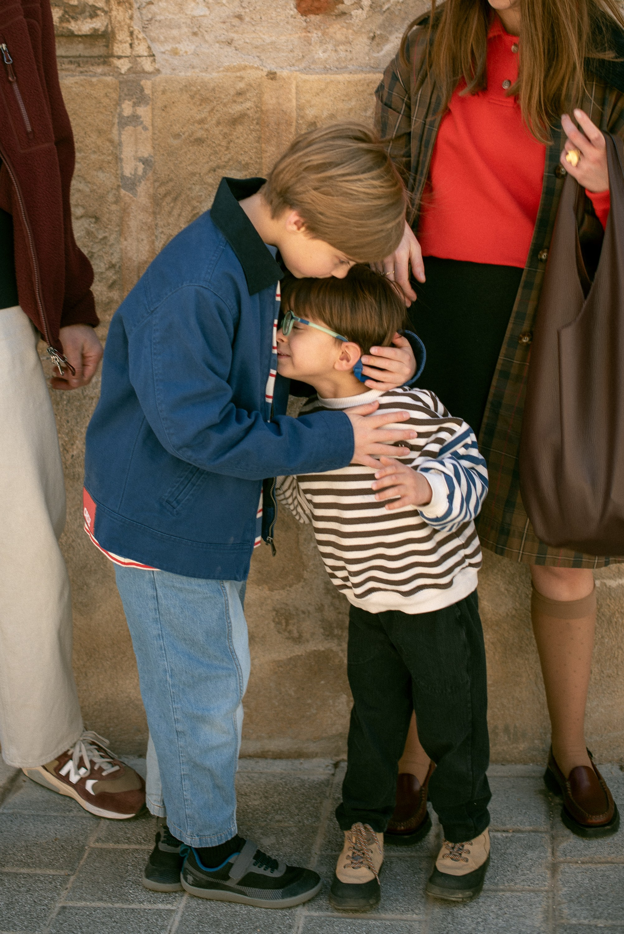 Солнечный день в Лес Кортс. Документальная семейная фотография в Барселоне и за её пределами