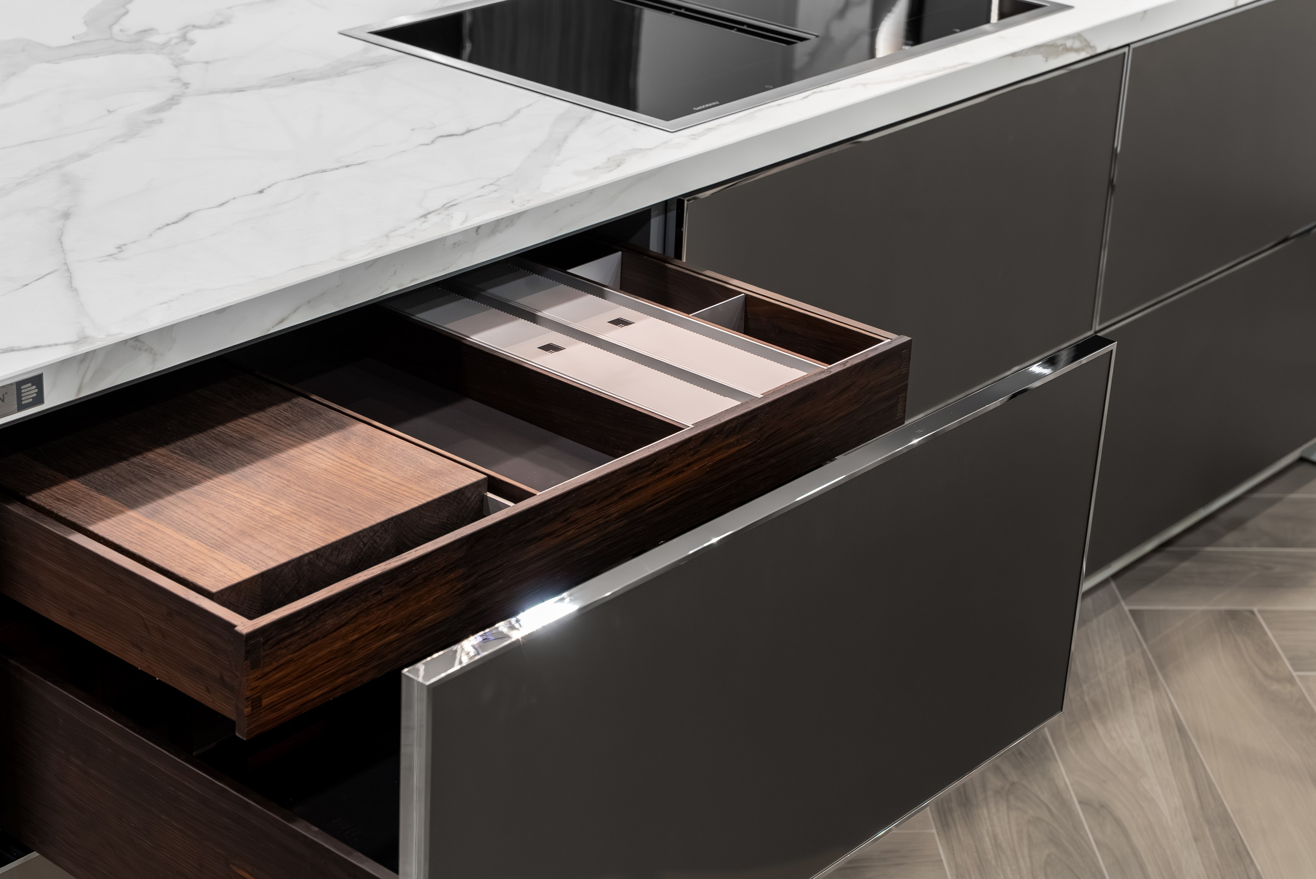 Шоурум WARENDORF. KUSTOV PRODUCTION — профессиональная фотосъёмка в Москве