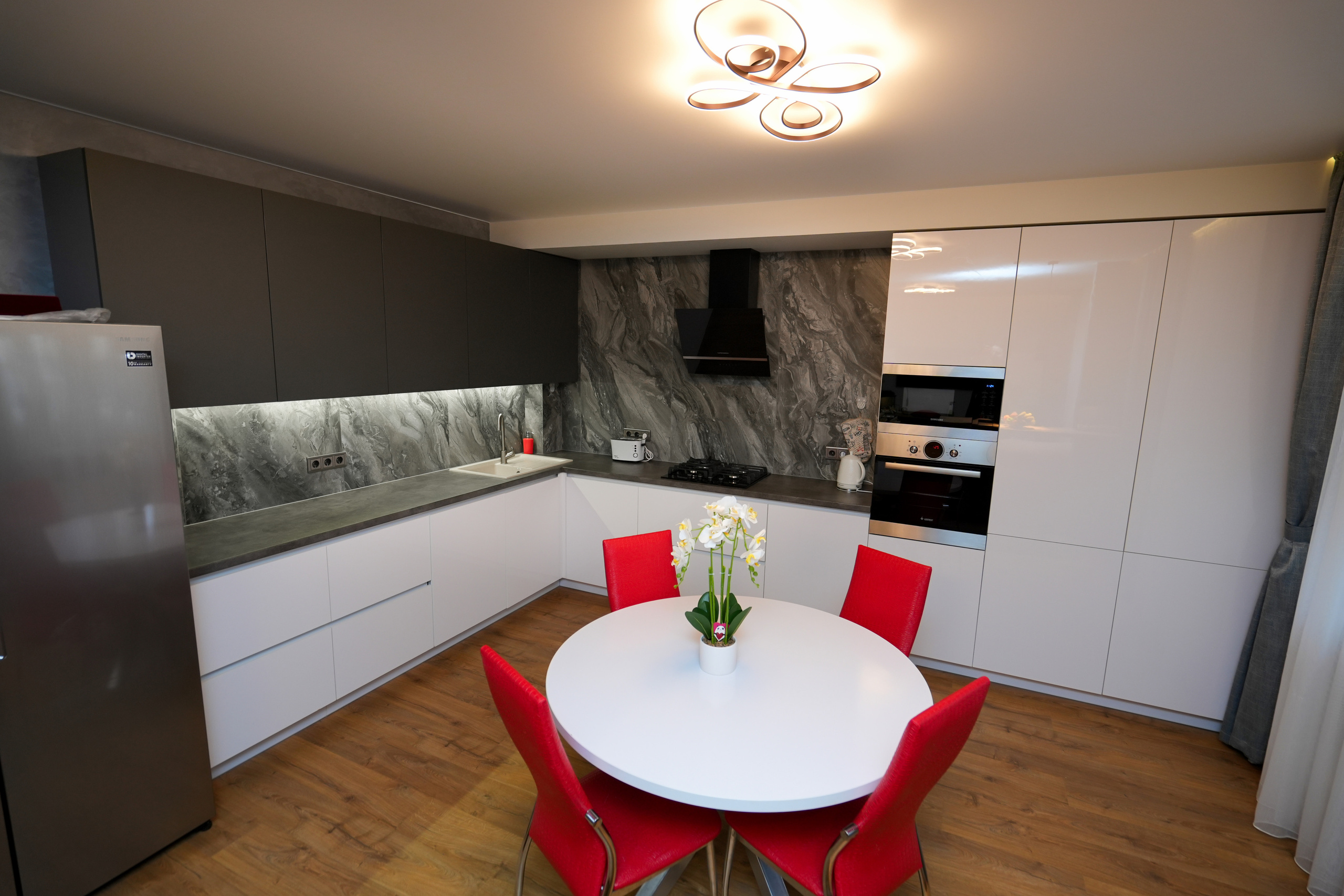 Кухня-гостиная. BYFOX STUDIO 68 — фото и видеосъёмка Тамбов, Москва, Воронеж, Липецк