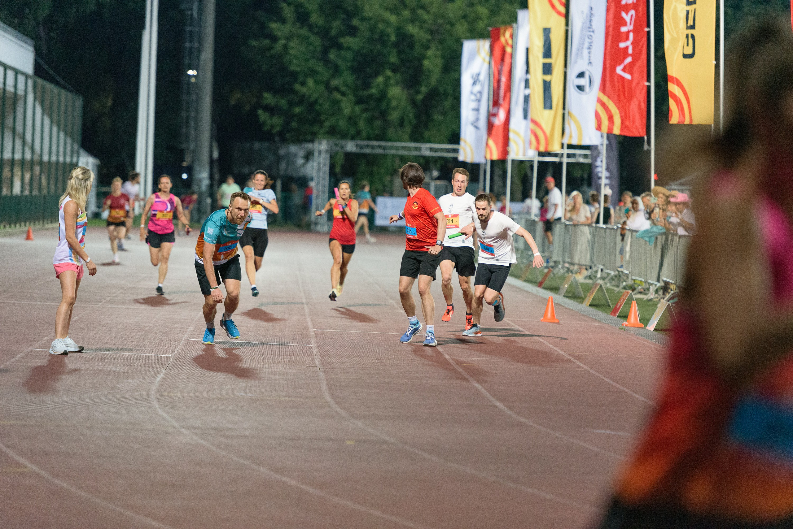 Битва беговых клубов. Репортажный фотограф Сергей Квартальнов