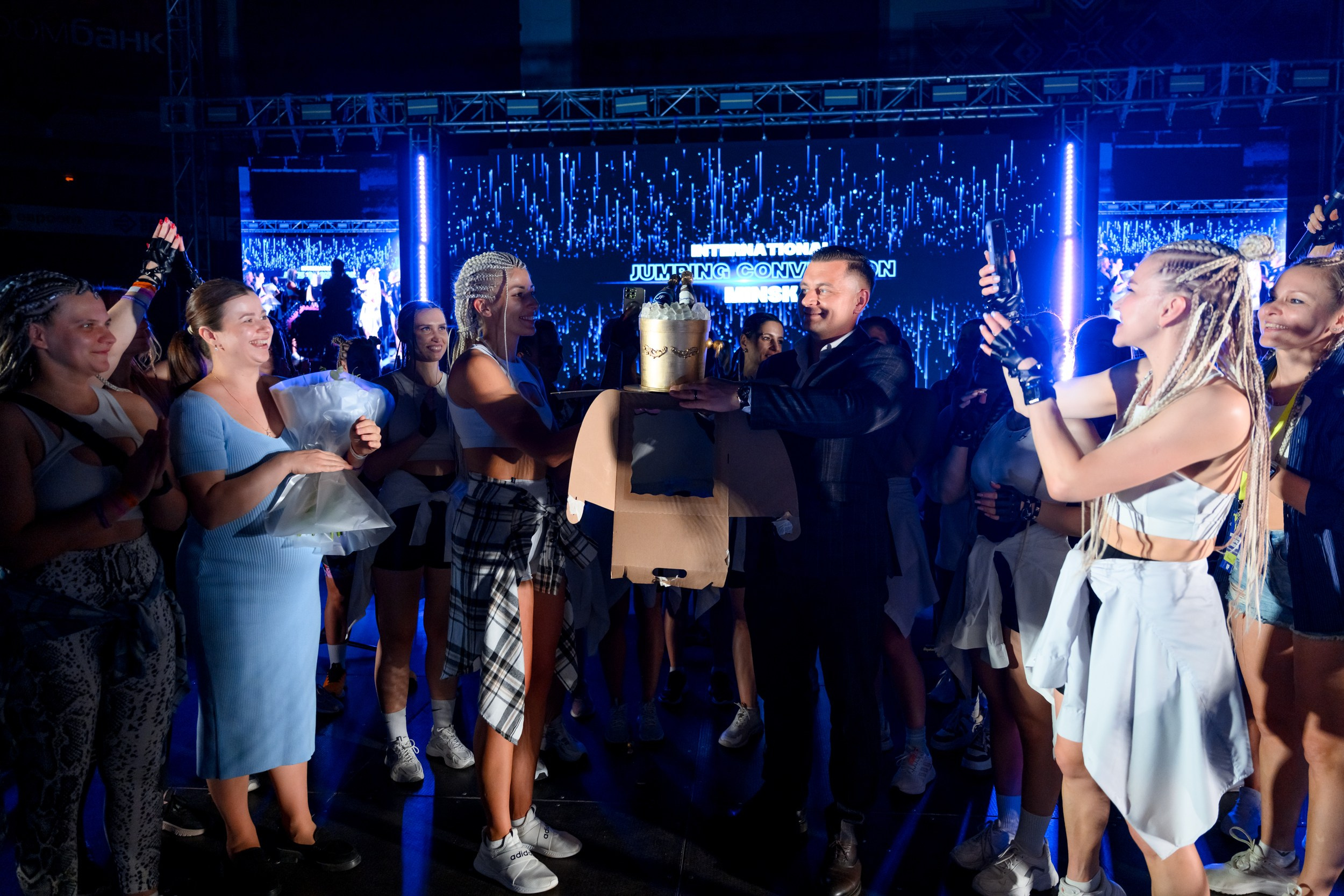 Фотограф на свадьбу Минск Москва Санкт-Петербург Свадебный фотограф Фотограф на свадьбу Репортажный фотограф Love Story Свадебная прогулка. Свадебный фотограф — Крюков Константин