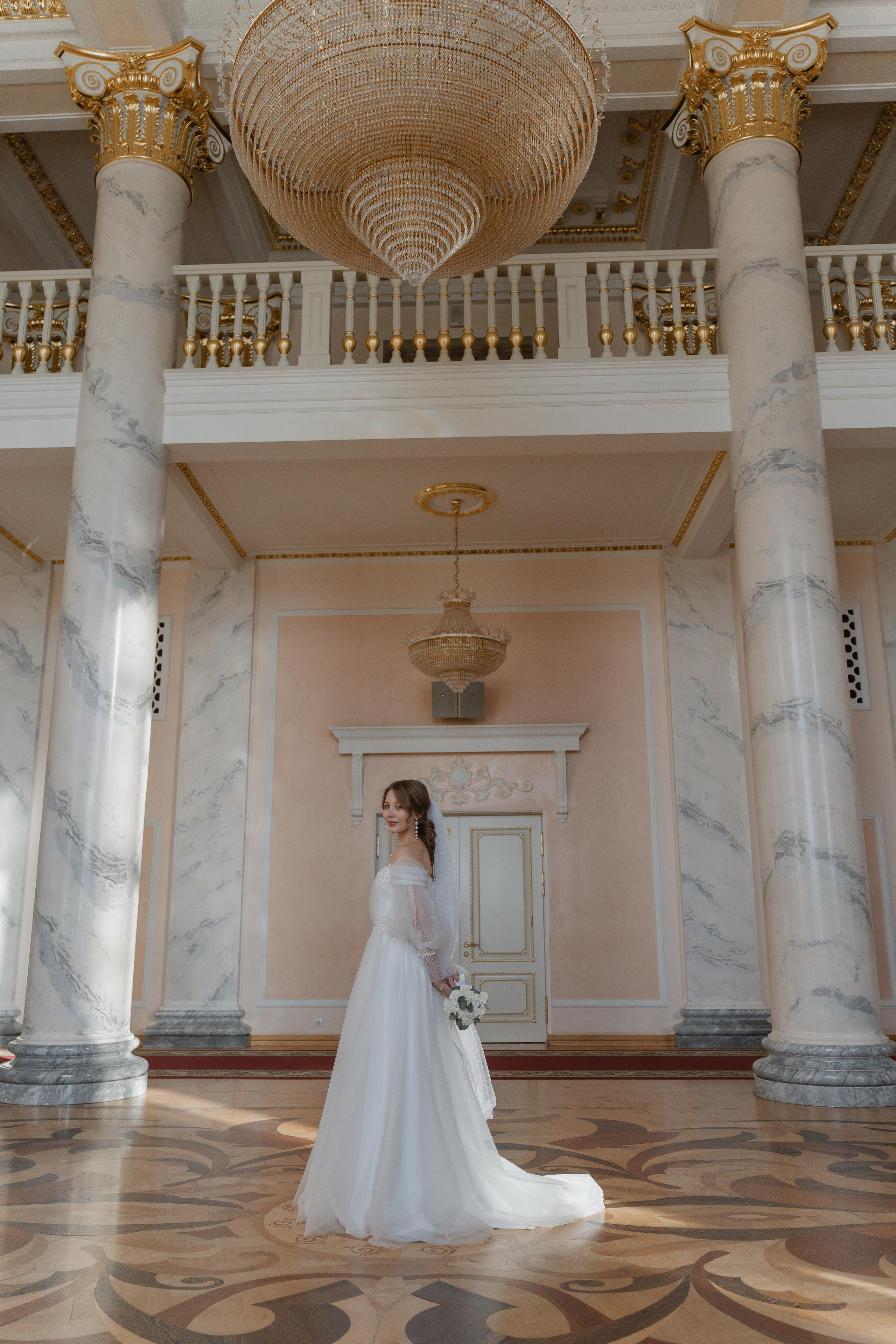 Олег и Татьяна _театр Оперы и балета. Свадебный и семейный фотограф в Самаре Салахова Гулина