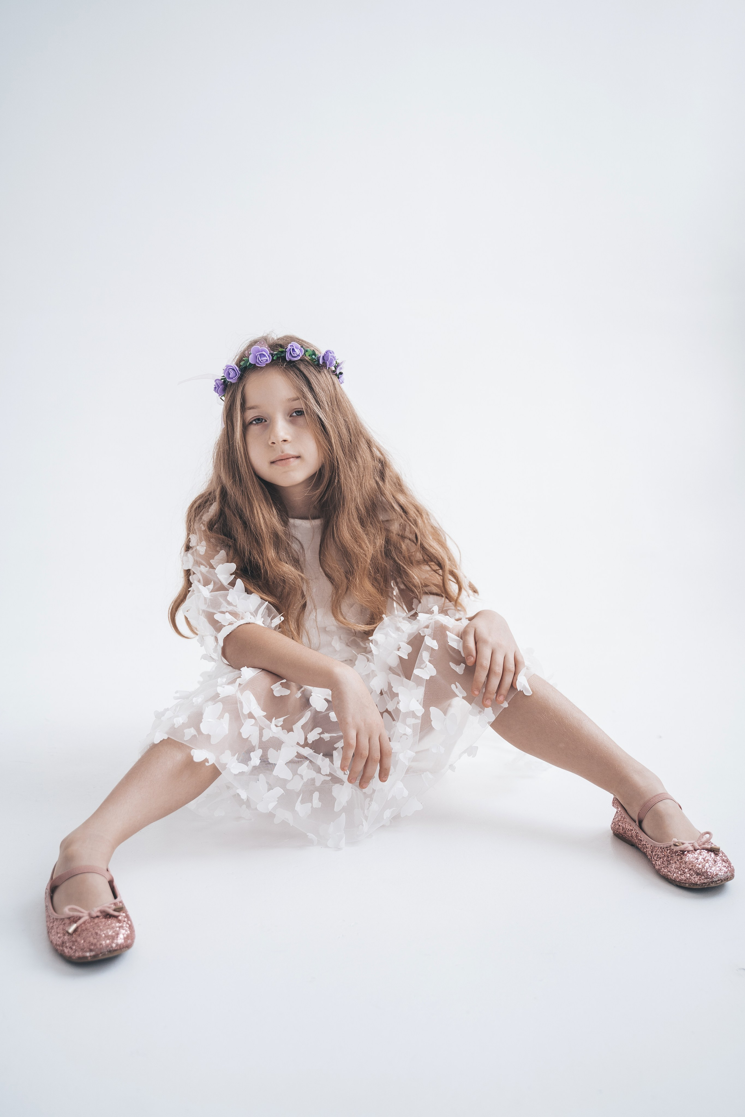 Семейная фотосессия в студии. Минимализм. Фотограф в Самаре Екатерина Кроз