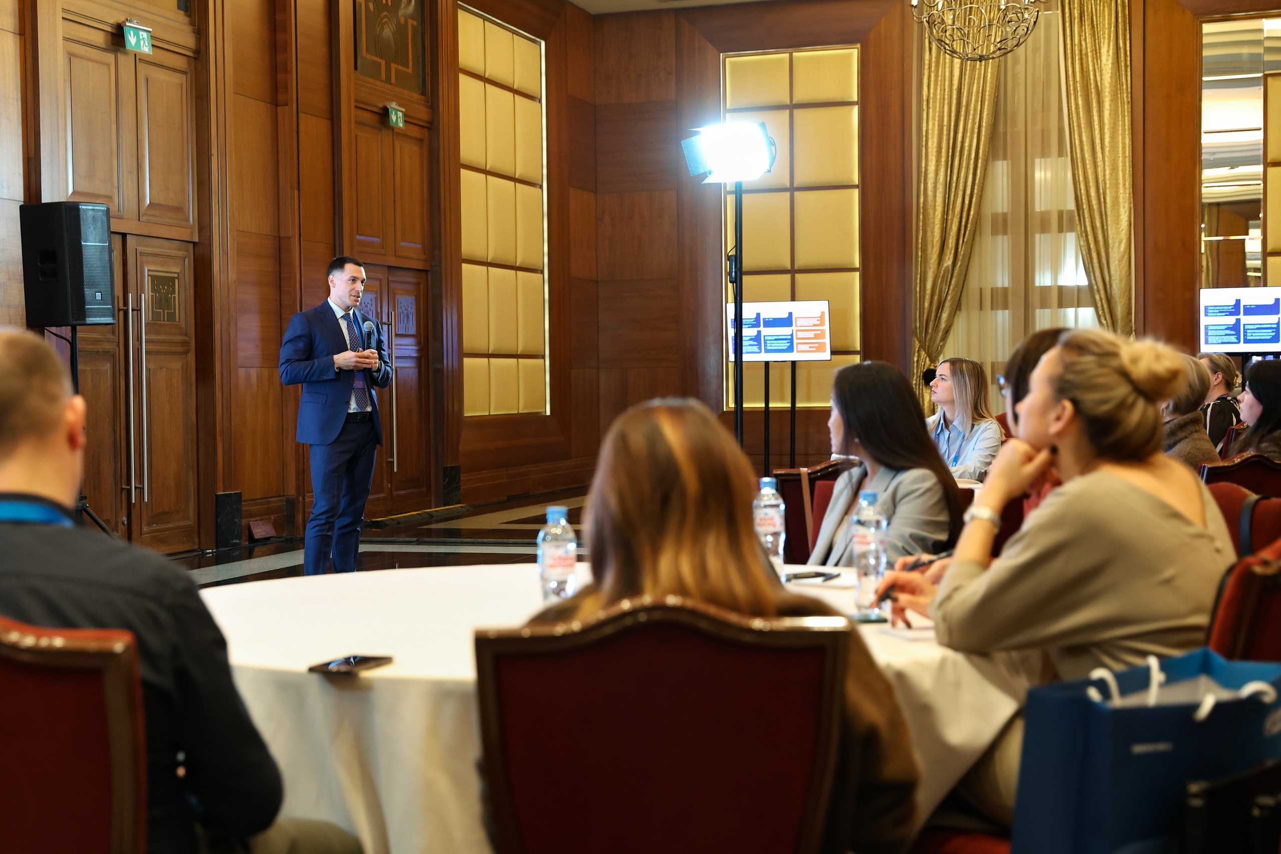 Конференция «Партнер» от Газпромнефть. Фотограф Дарья Попова