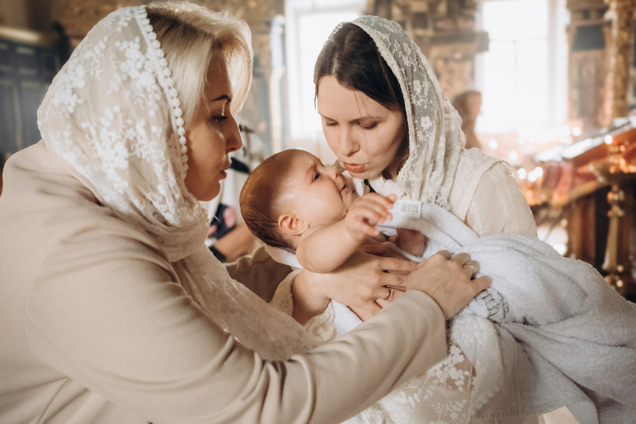 Крещение Киры. Главная