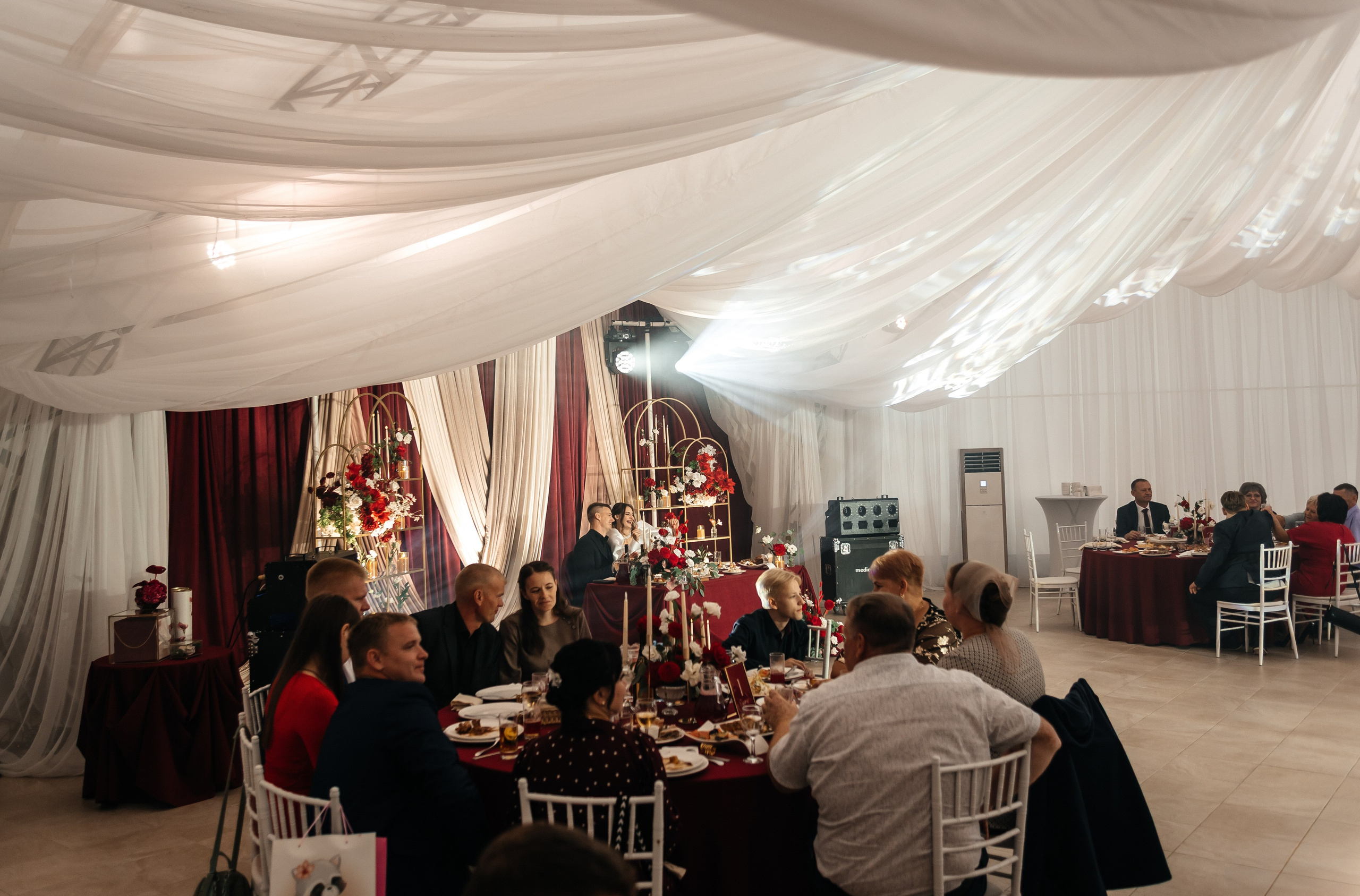 Юрий & Дарья | 06.06.25. Свадебный и семейный фотограф в Омске Евгения Хакимова