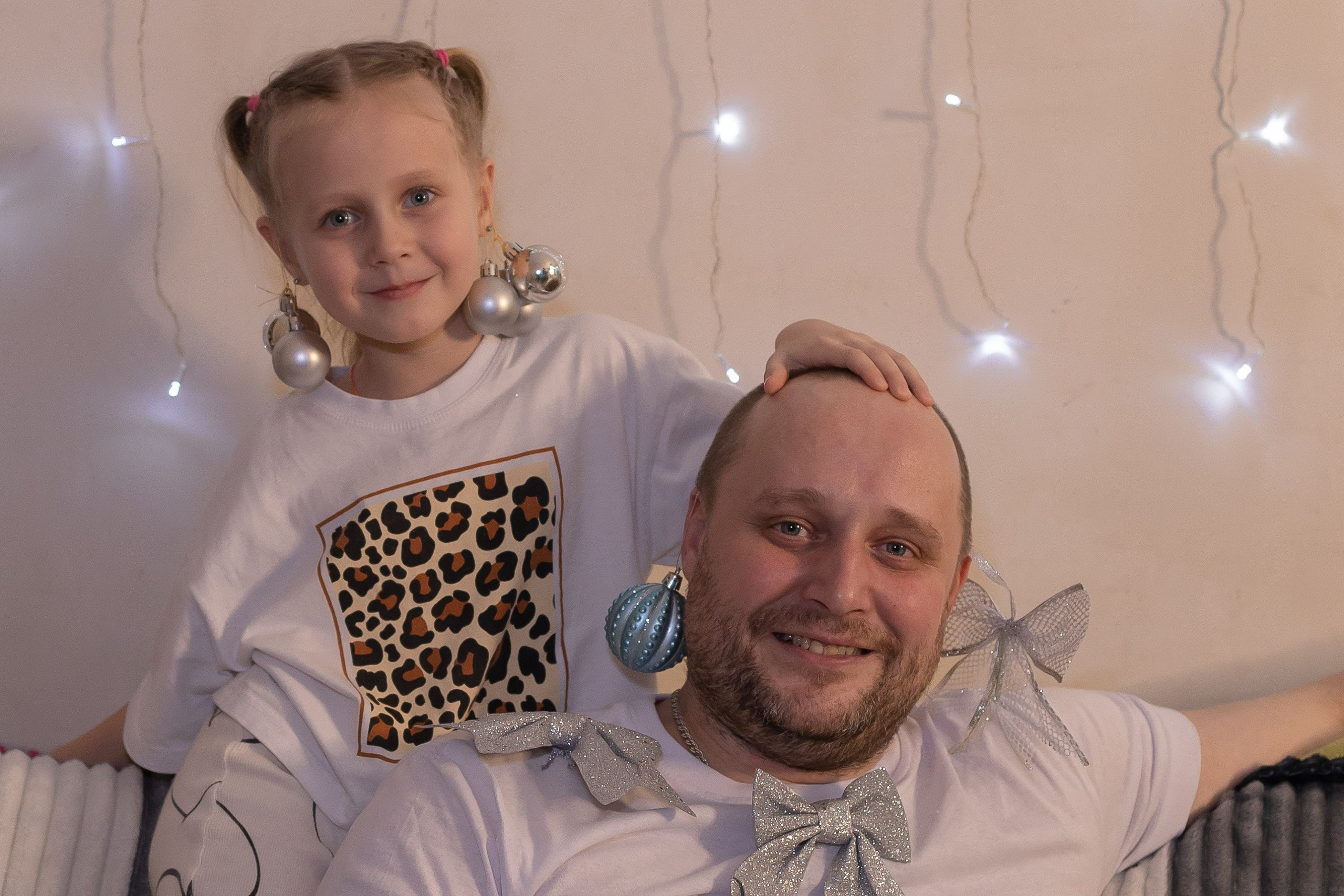 Семейная новогодняя фотосессия дома