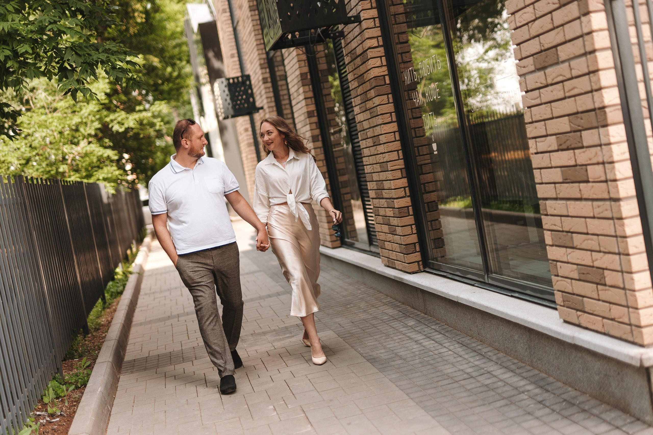 Фотосессия для пары в Уфе — прогулка по ЖК «Империал» и водонапорной башне