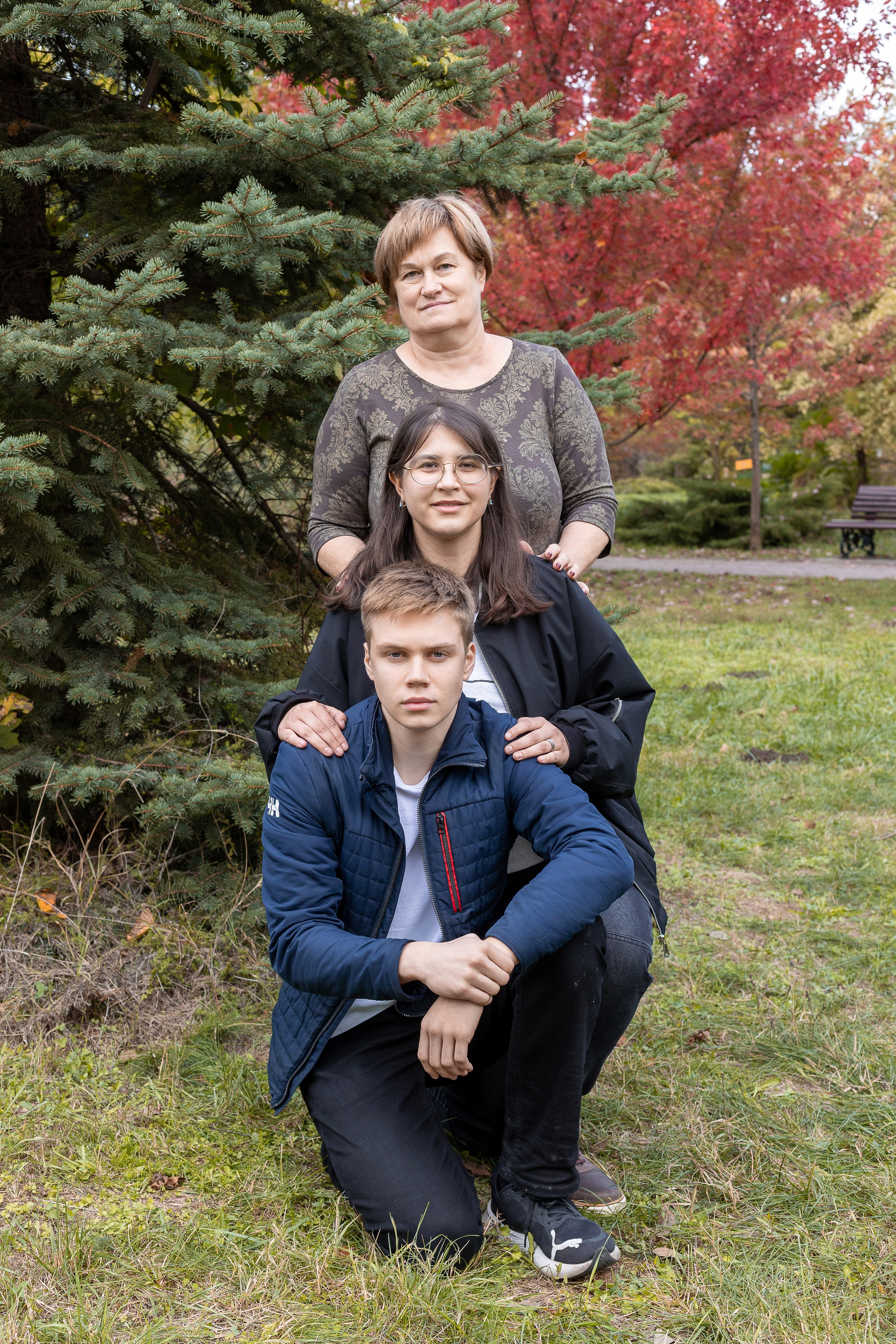 На улице. Выпускные альбомы Майкоп, Краснодар Елена Золотарева