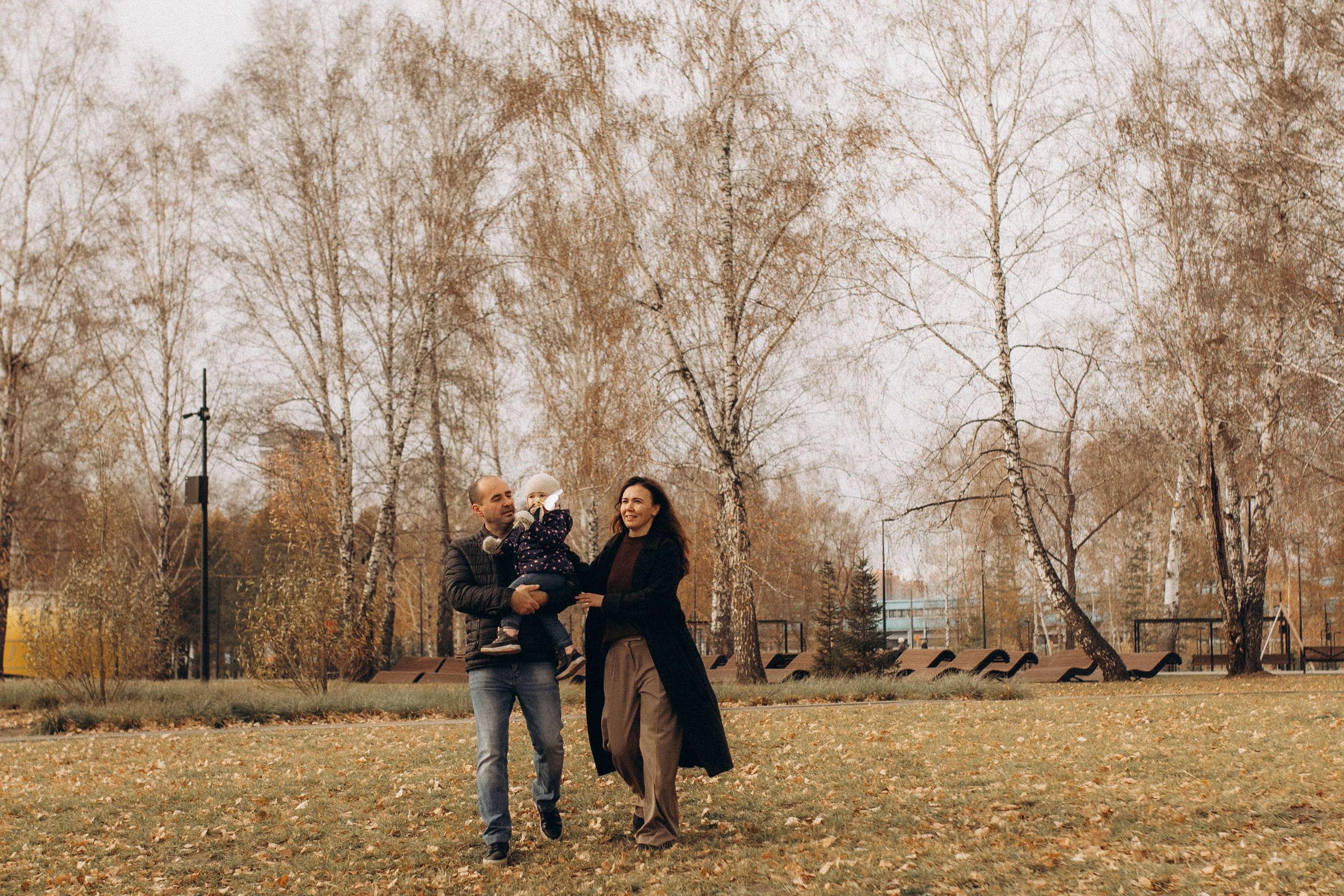 Осенняя прогулка. Семейный фотограф lifestyle в Новосибирске Елена Шпилевая