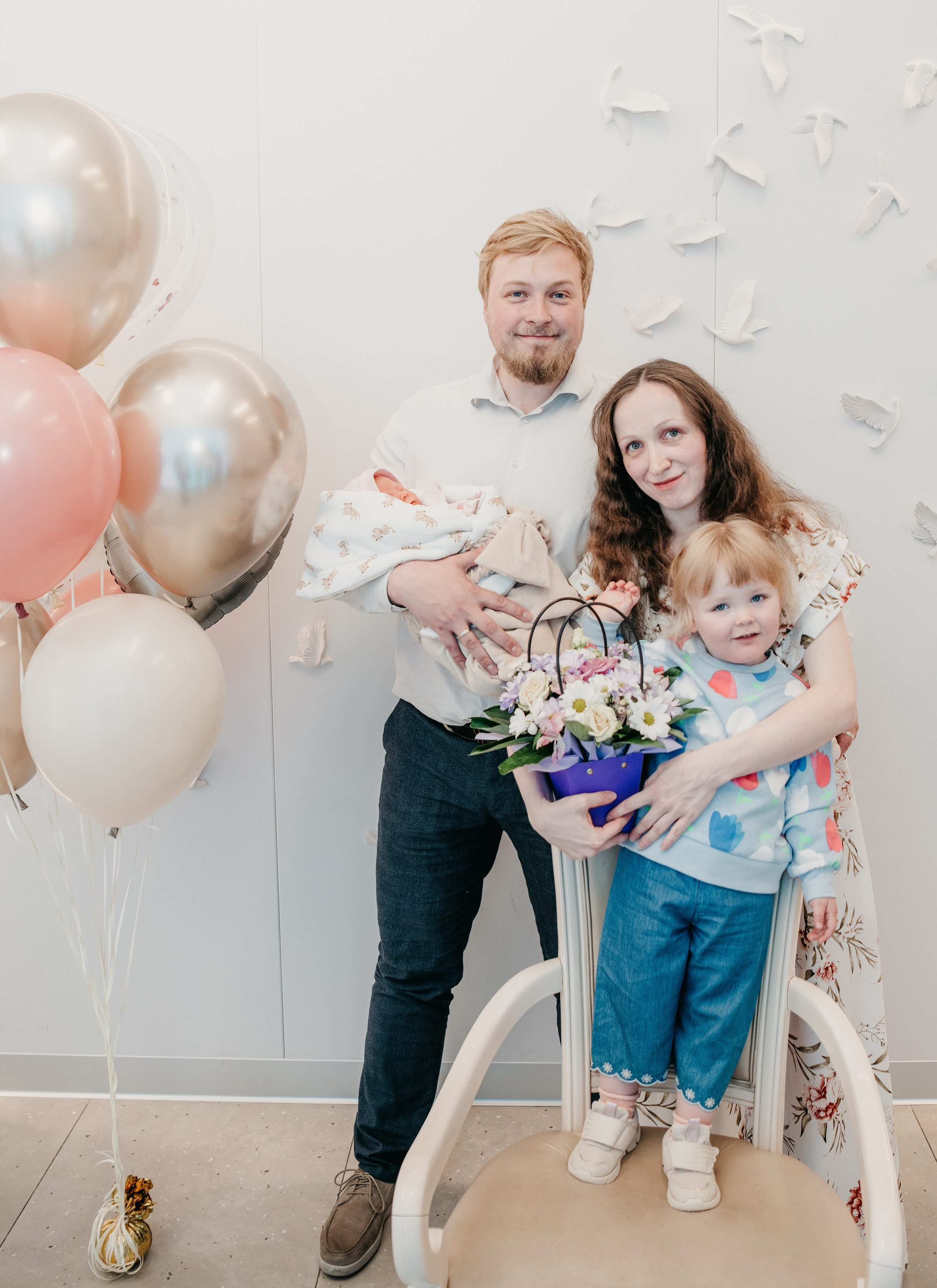 Выписка Виктории. Фотограф на выписку из роддома в Москве и МО