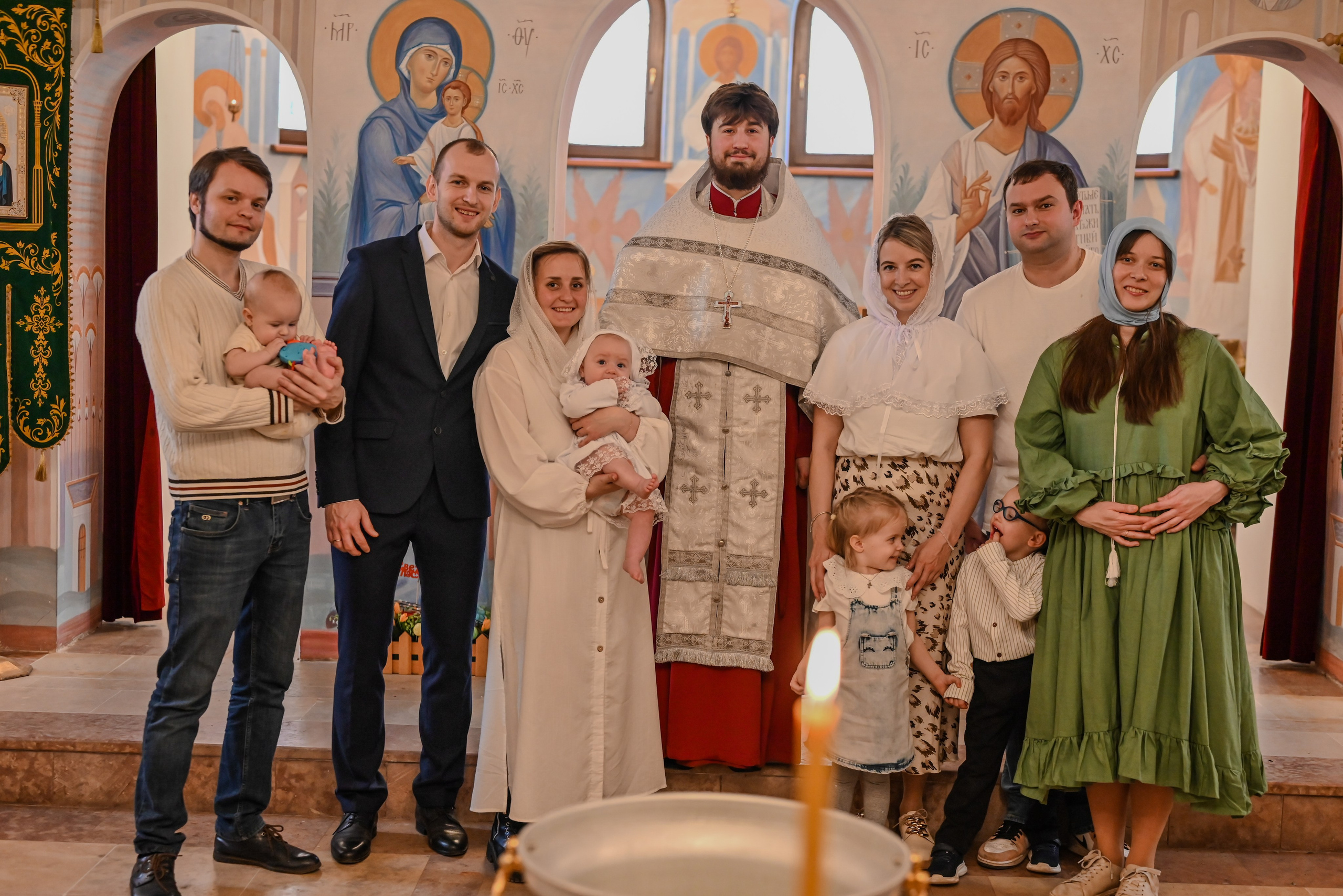Храм Двенадцати Апостолов. Семейный и детский фотограф Москва