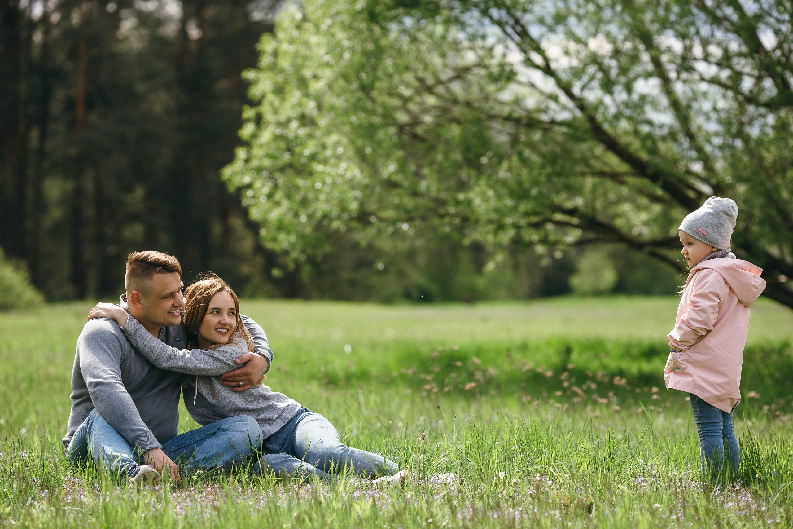 Семейная прогулочная фотосессия. Фотограф Петр Капралов