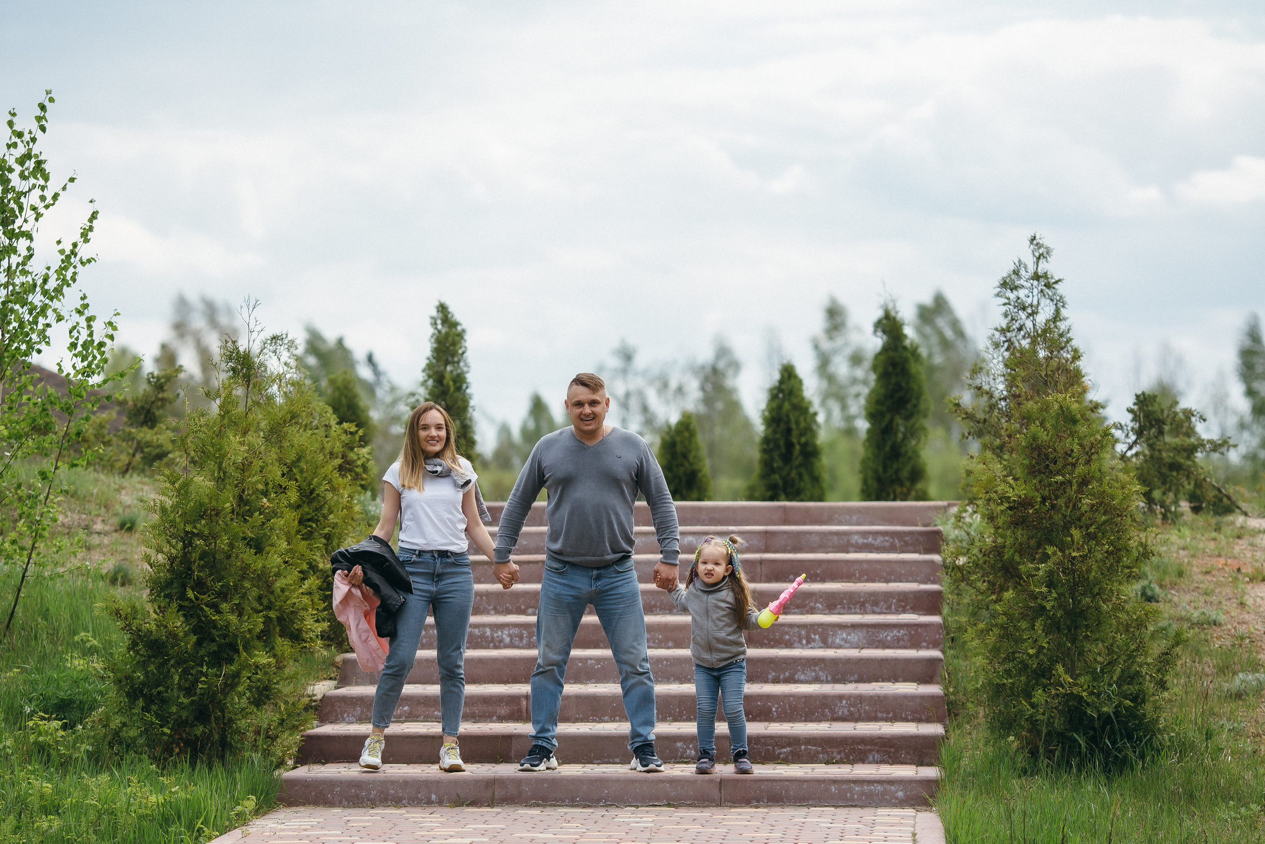 Семейная прогулочная фотосессия. Фотограф Петр Капралов