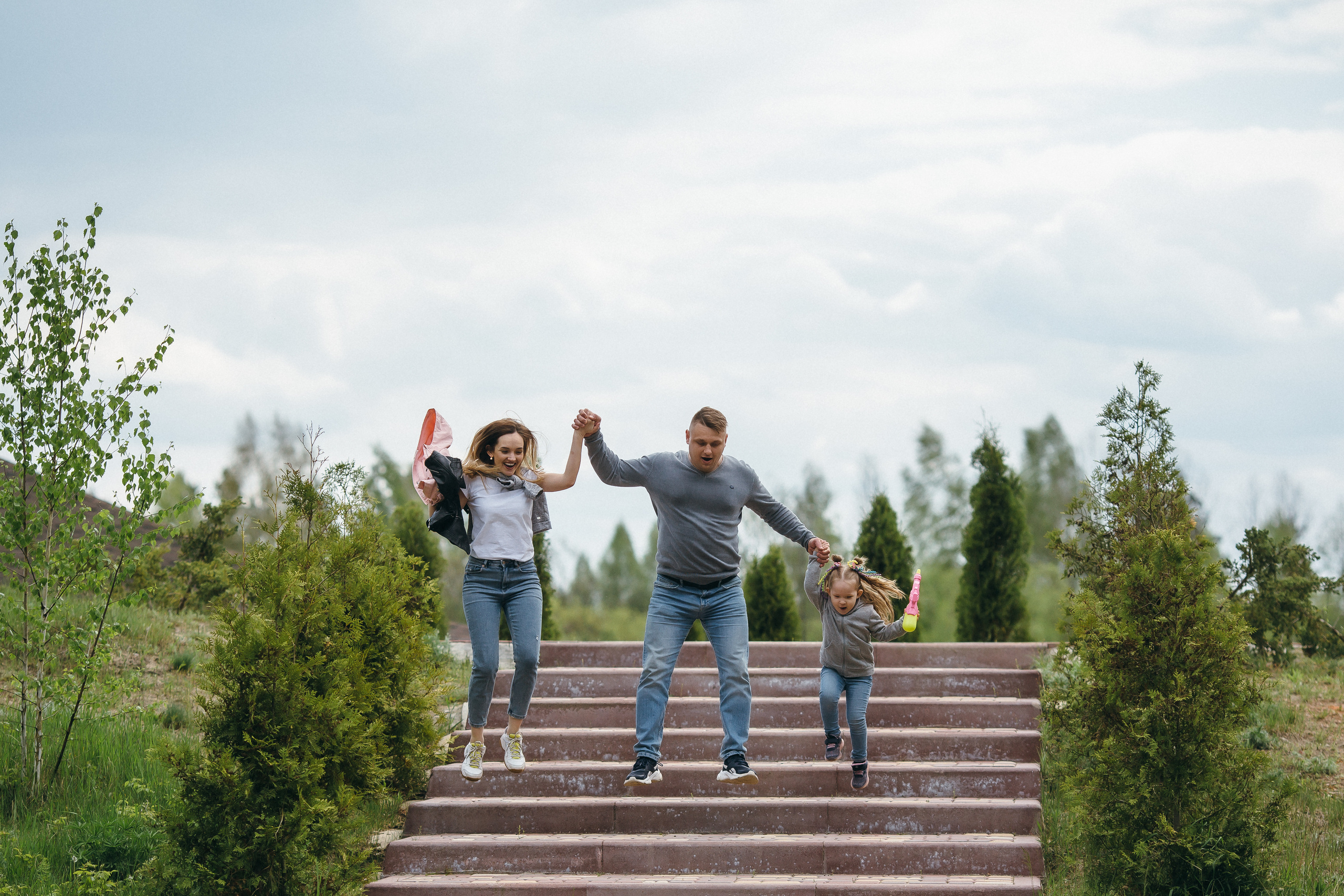 Семейная прогулочная фотосессия. Фотограф Петр Капралов
