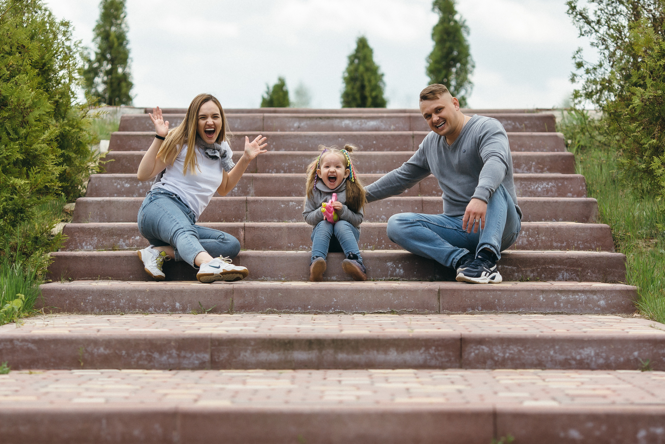 Семейная прогулочная фотосессия. Фотограф Петр Капралов