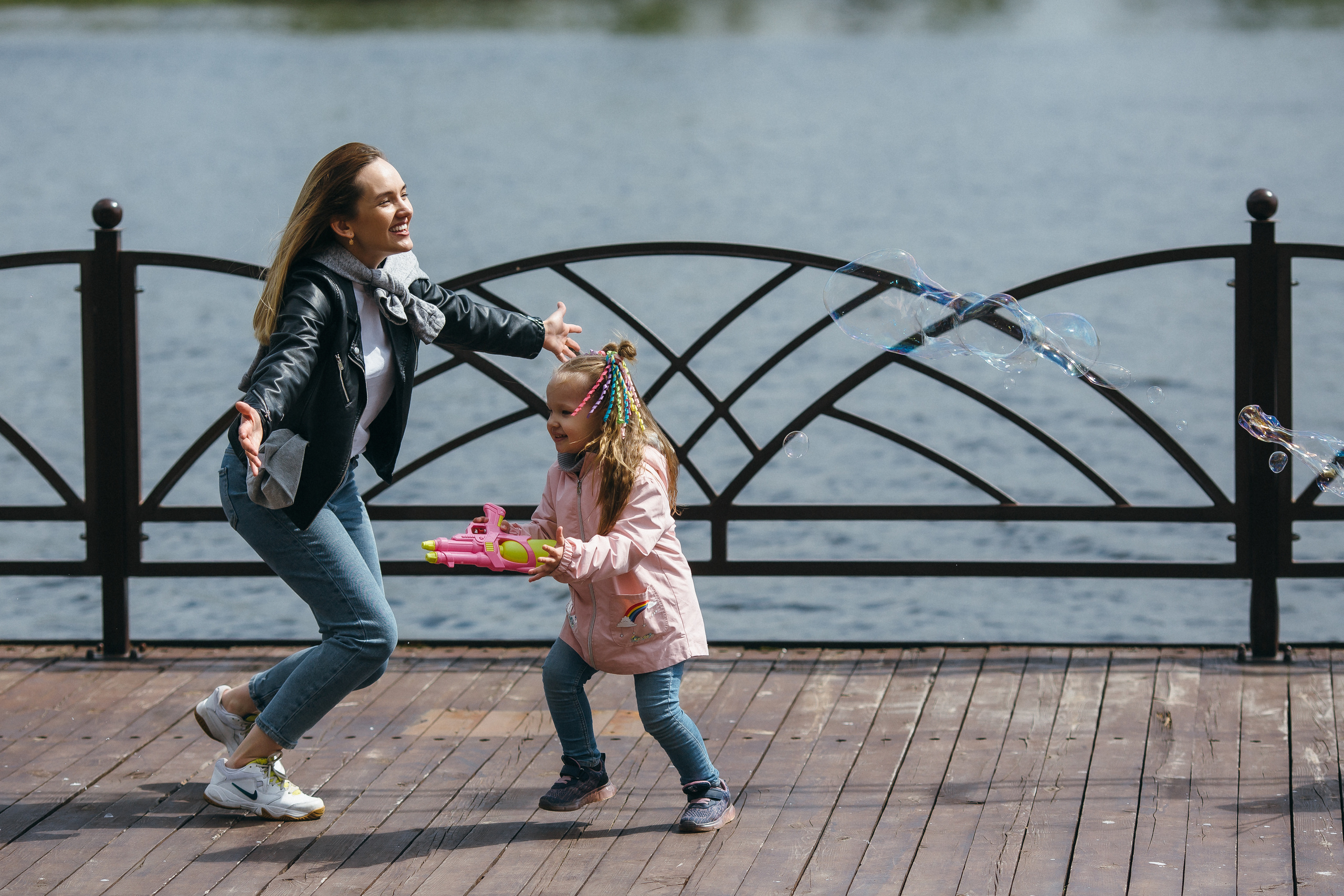 Семейная прогулочная фотосессия. Фотограф Петр Капралов