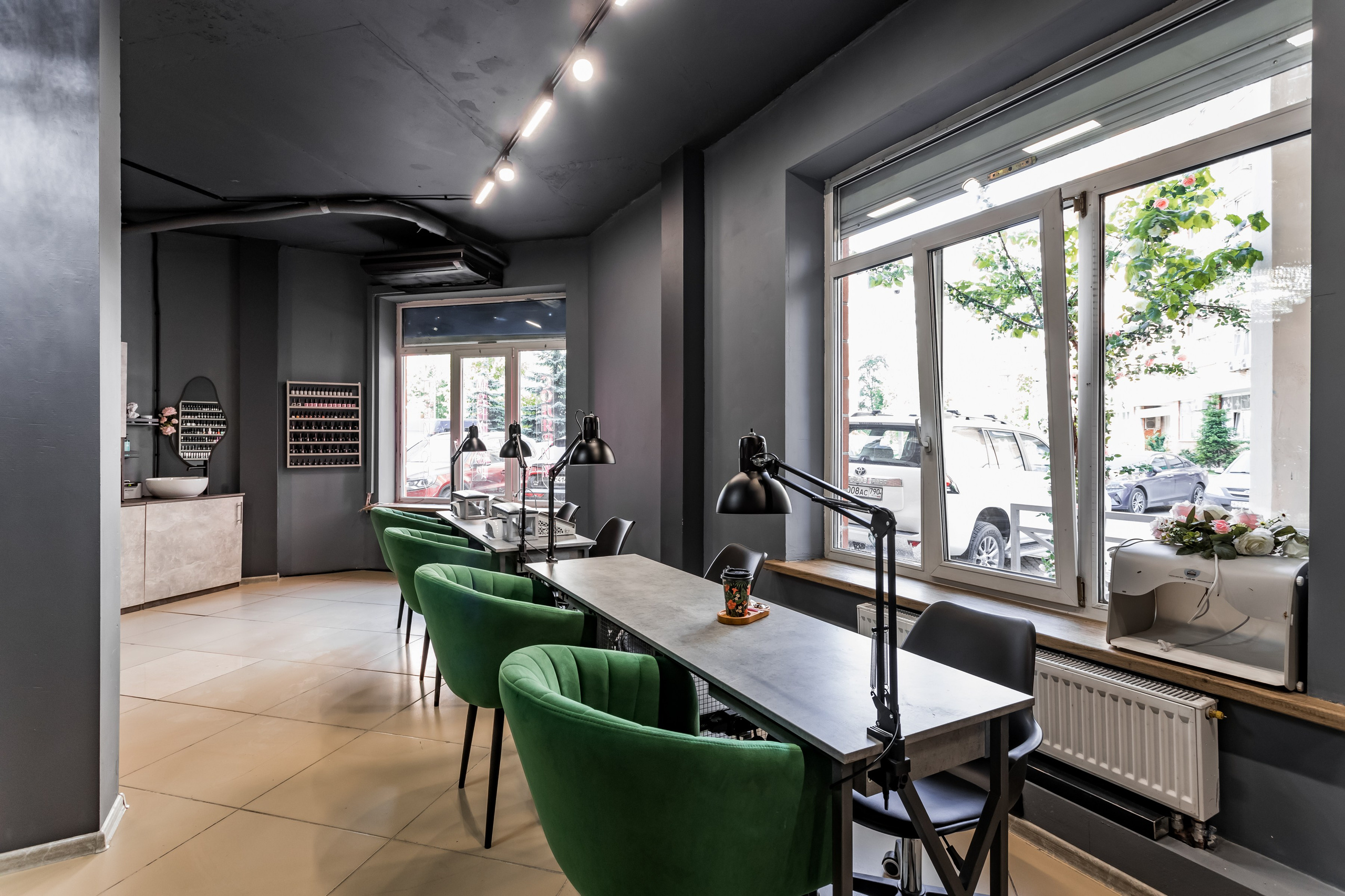 Ногтевая студия Svogan в Люберцах. Интерьеры, Контент, Портреты | Фотограф в Москве Дани Терно