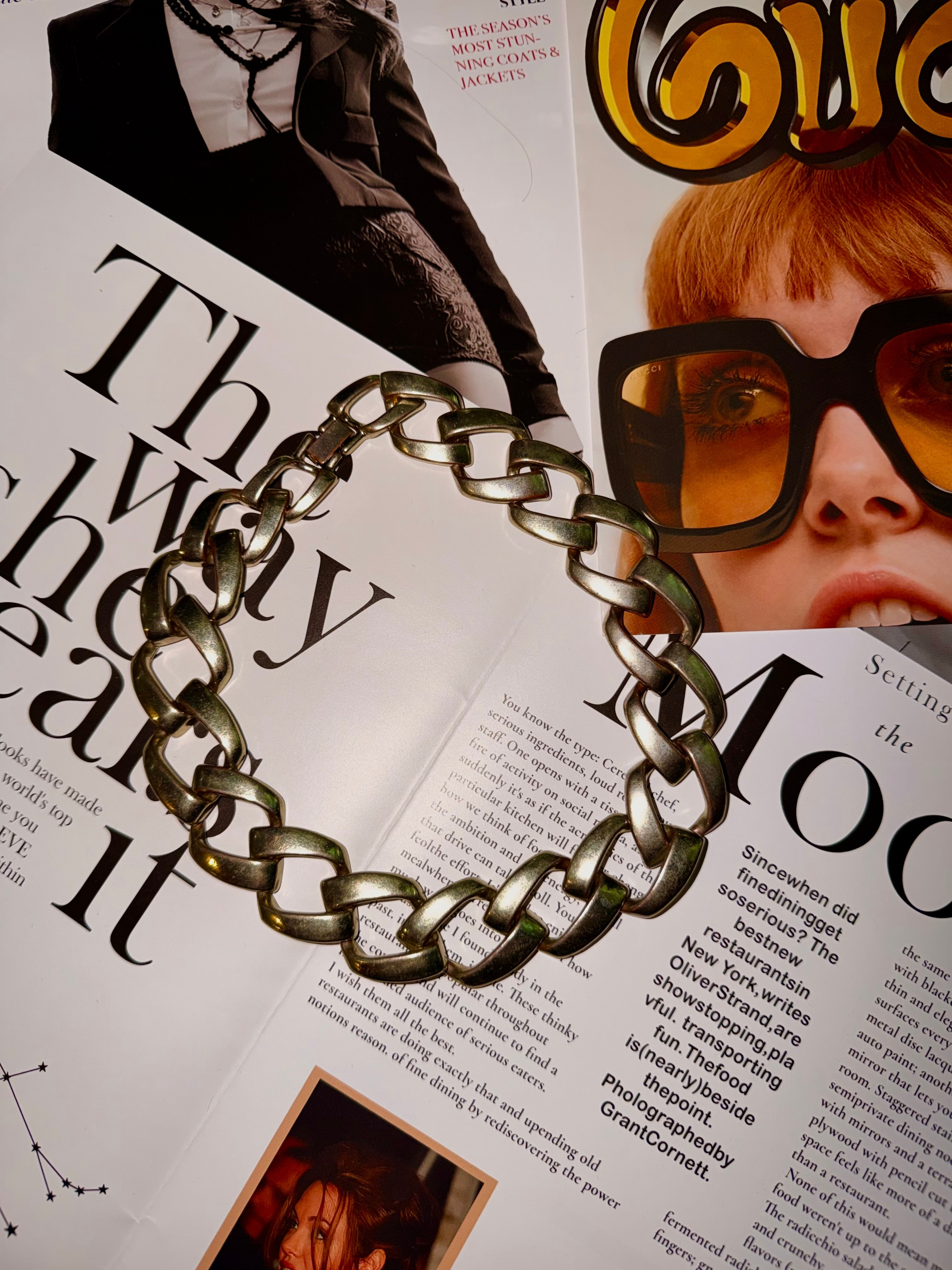 Украшения. Первая студия автопортрета в Донецке КЬЮ