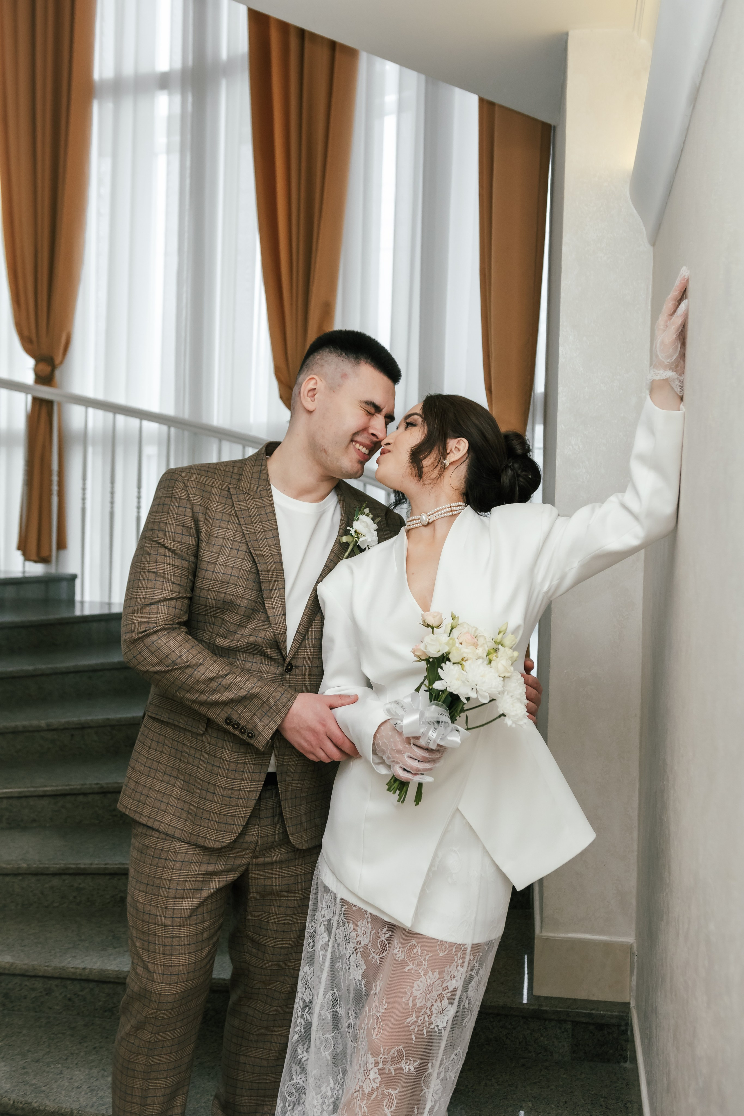 Айсылу и Влад ЗАГС Центральный и фотостудия FREEDOM. Фотограф Новосибирск