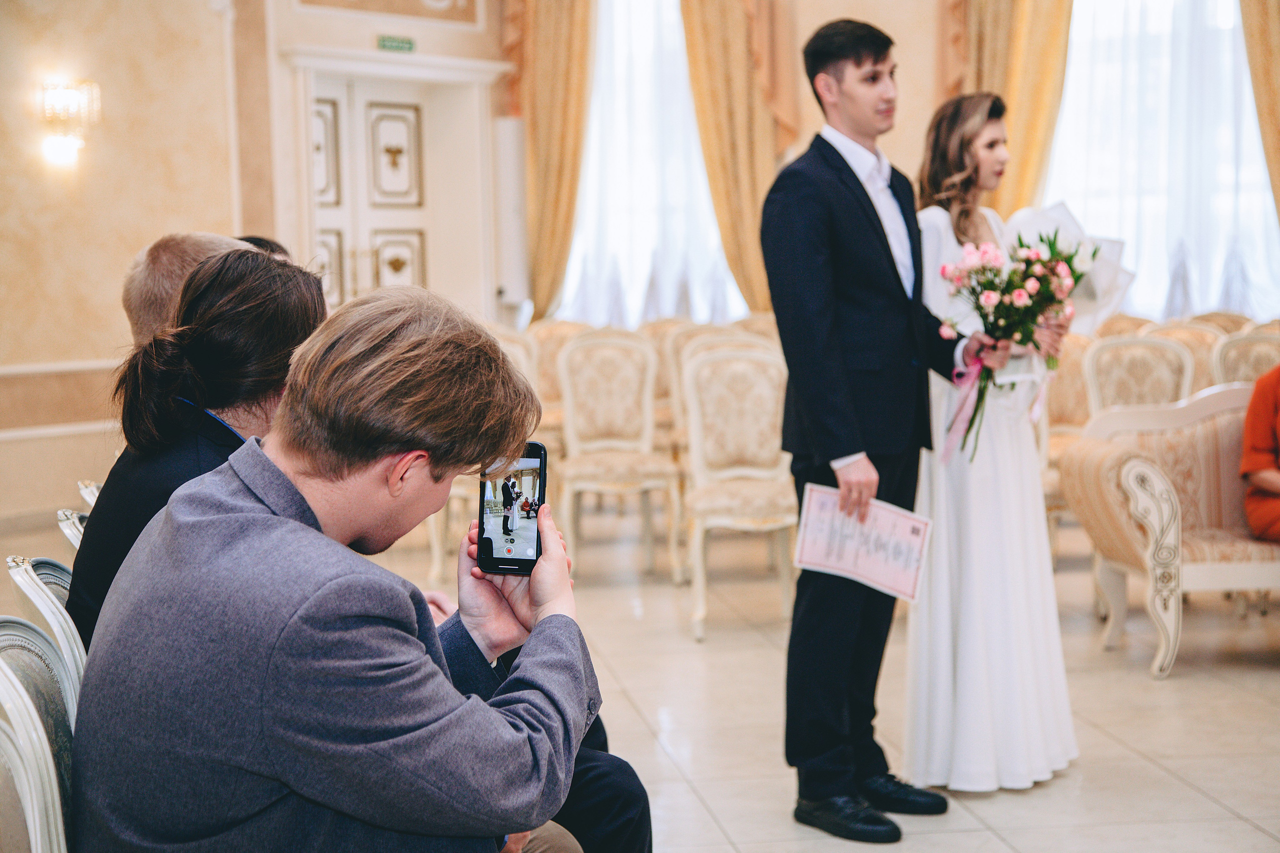 Торжественная регистрация брака в Доме Дружбы народов. Дима Никитин свадебный и семейный фотограф в Ижевске и Удмуртии с 2007 года