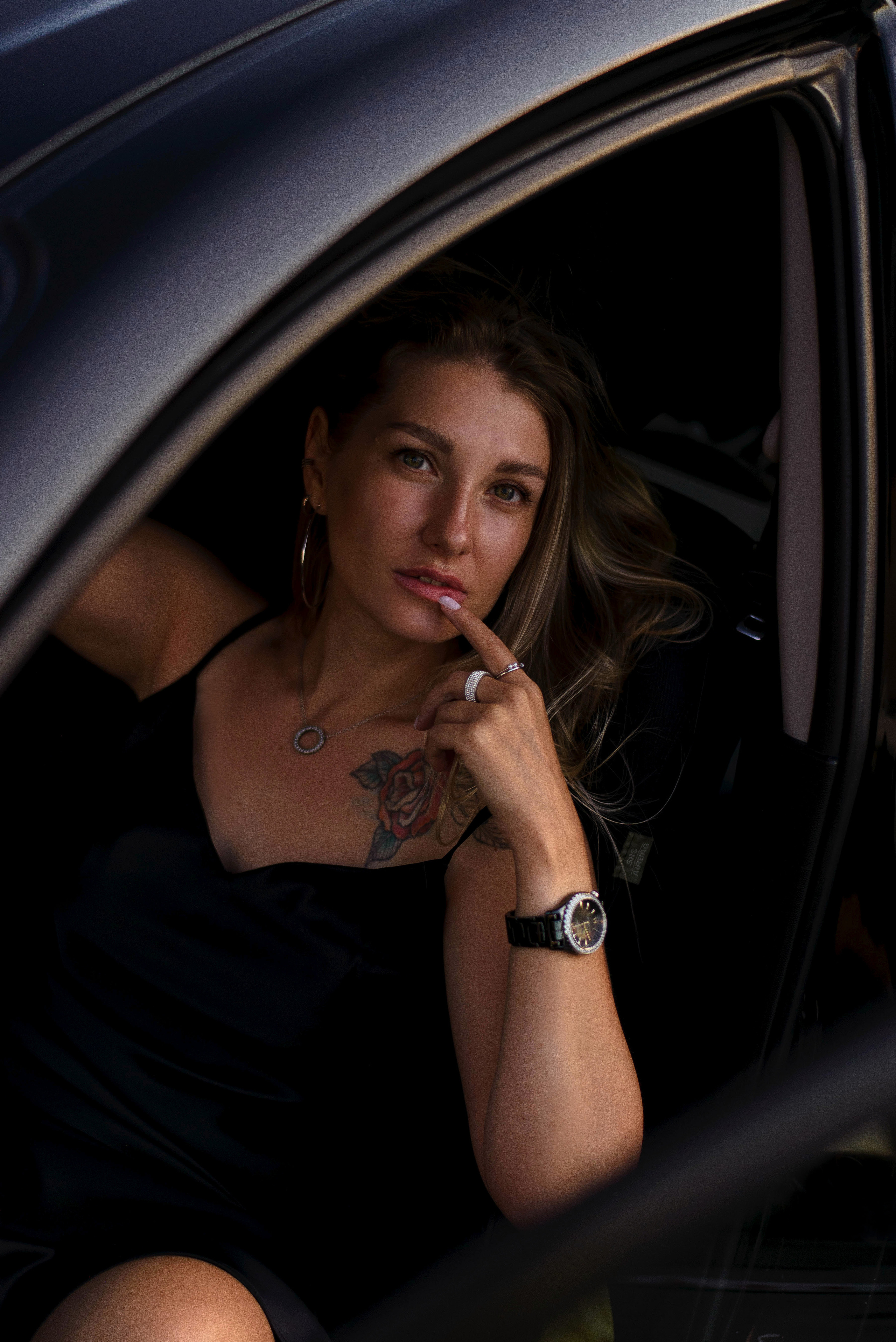 Смотреть серию. ЖЕНСКИЙ ФОТОГРАФ КРИСТИНА ВИГЕЛЬ