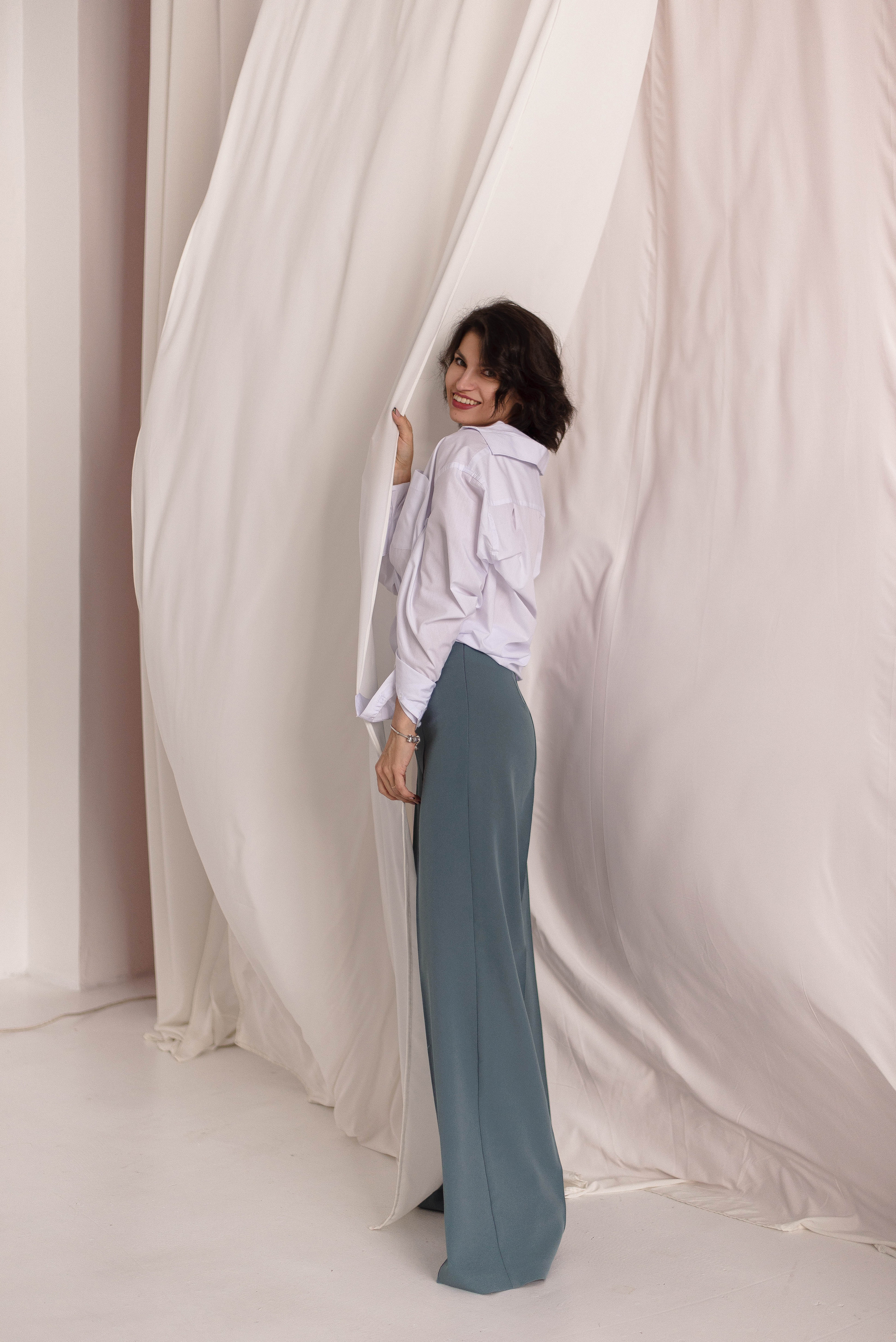 Смотреть серию. ЖЕНСКИЙ ФОТОГРАФ КРИСТИНА ВИГЕЛЬ