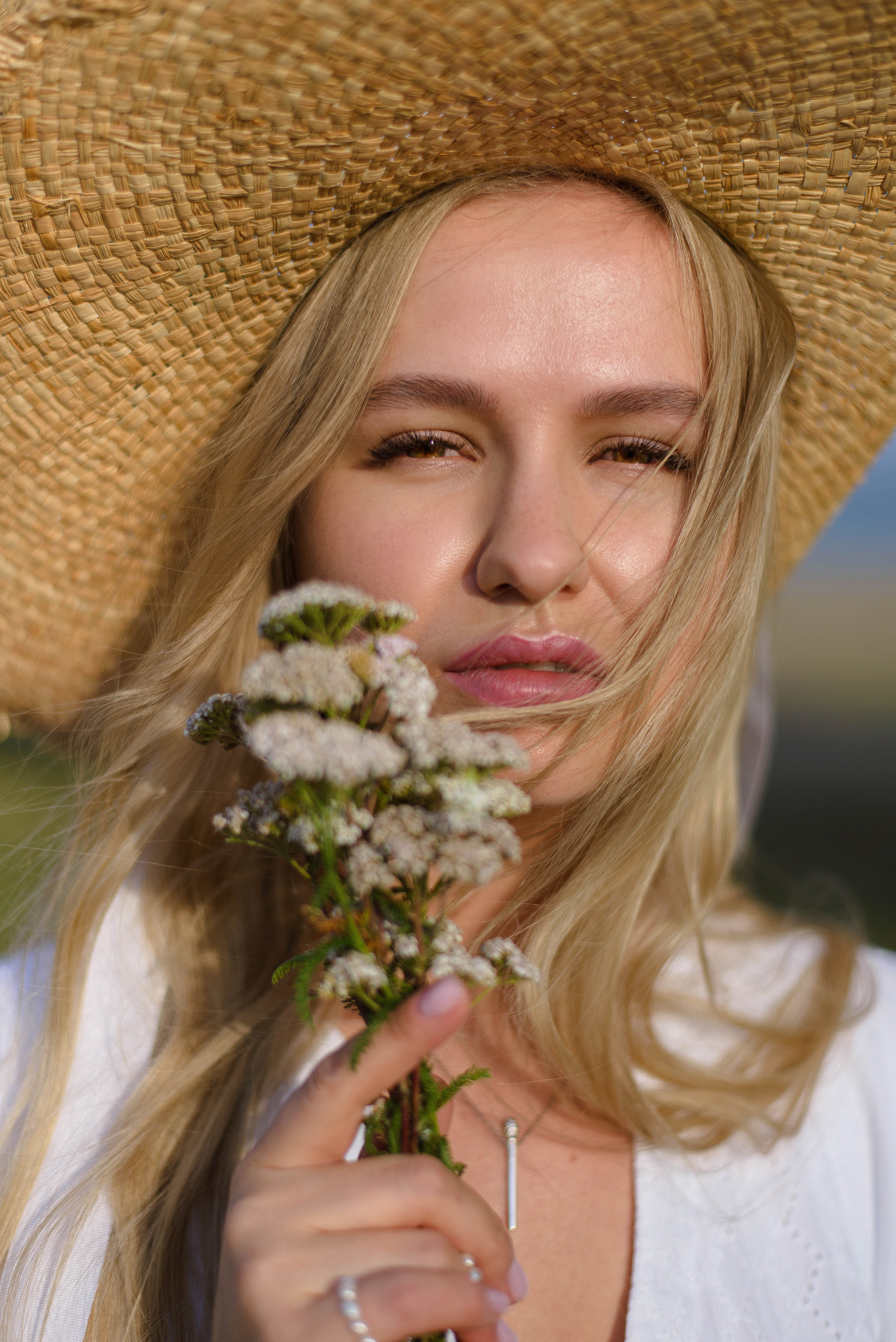Смотреть серию. ЖЕНСКИЙ ФОТОГРАФ КРИСТИНА ВИГЕЛЬ