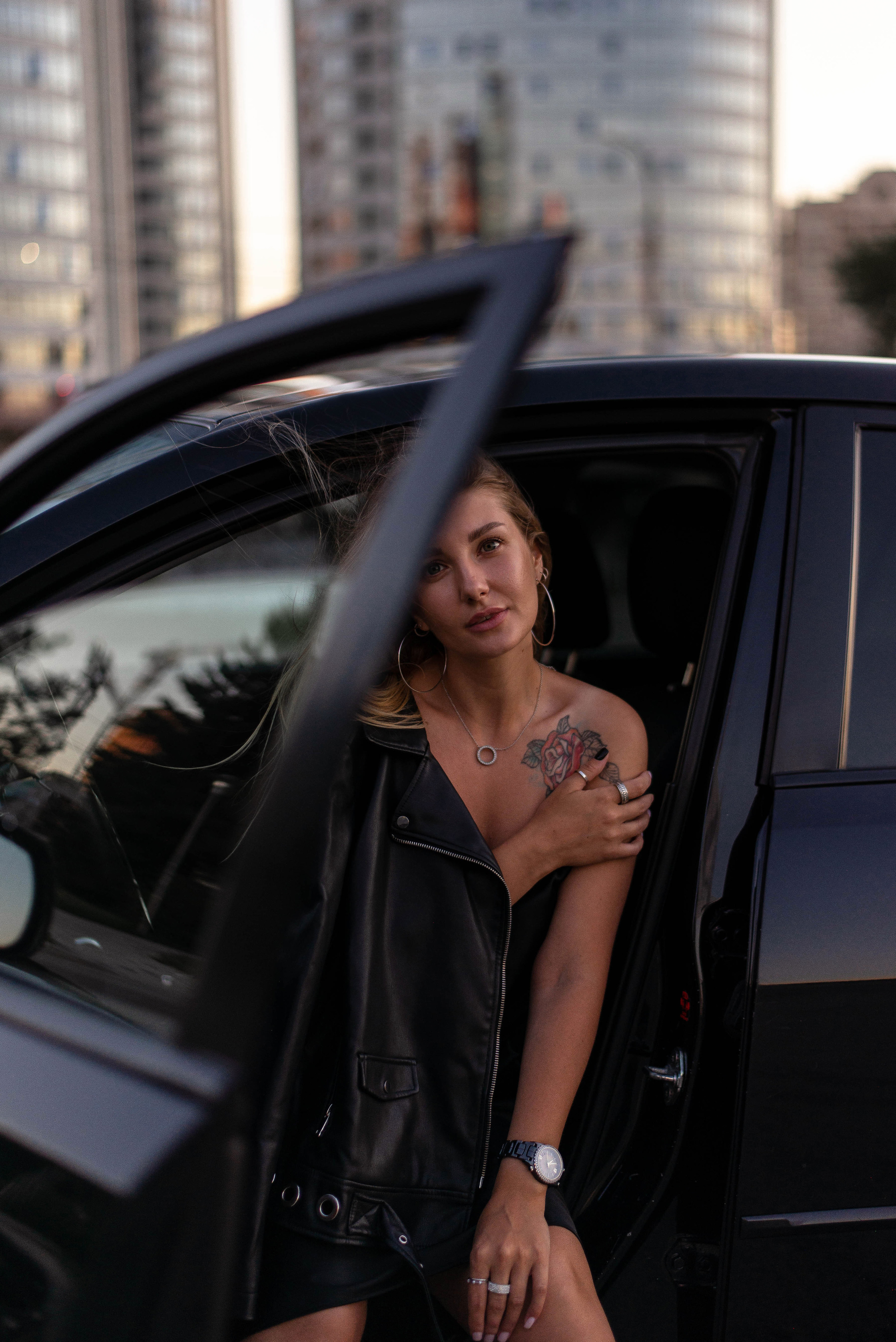 Смотреть серию. ЖЕНСКИЙ ФОТОГРАФ КРИСТИНА ВИГЕЛЬ