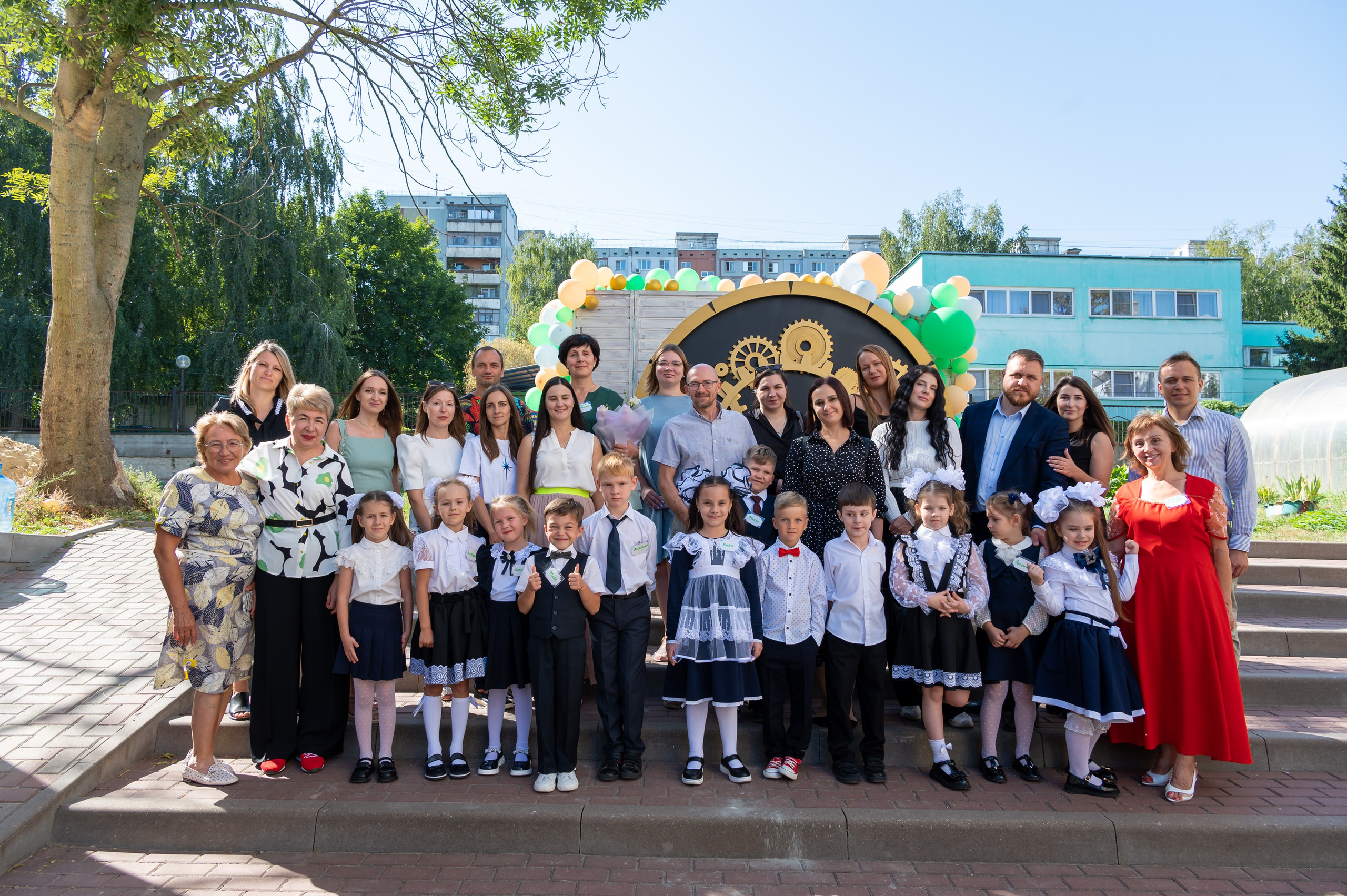 Школьная фотосессия в Туле. Портретный, семейный, свадебный фотограф. Бизнес, контент съёмка. Тула