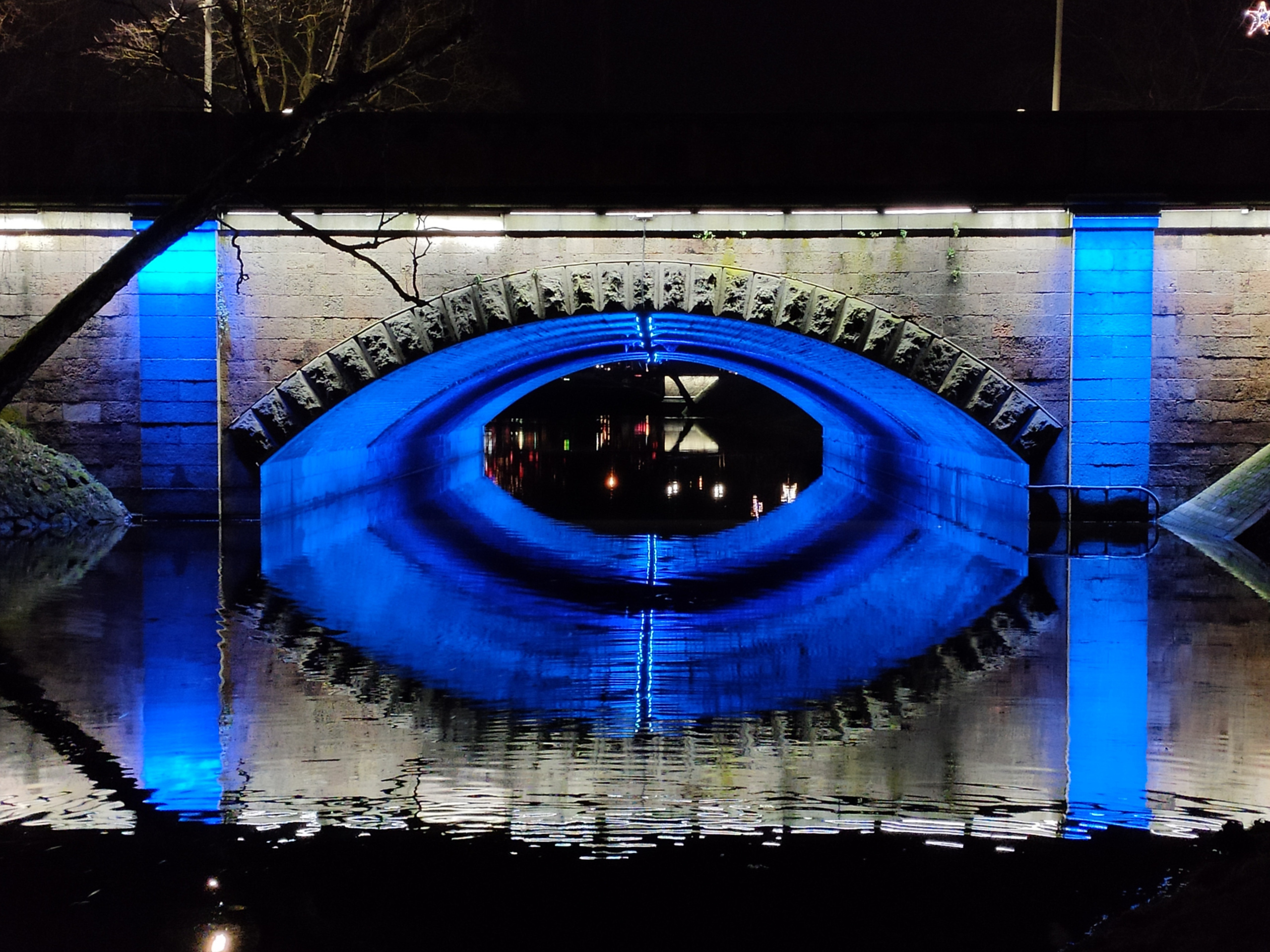 Синий Глаз Риги