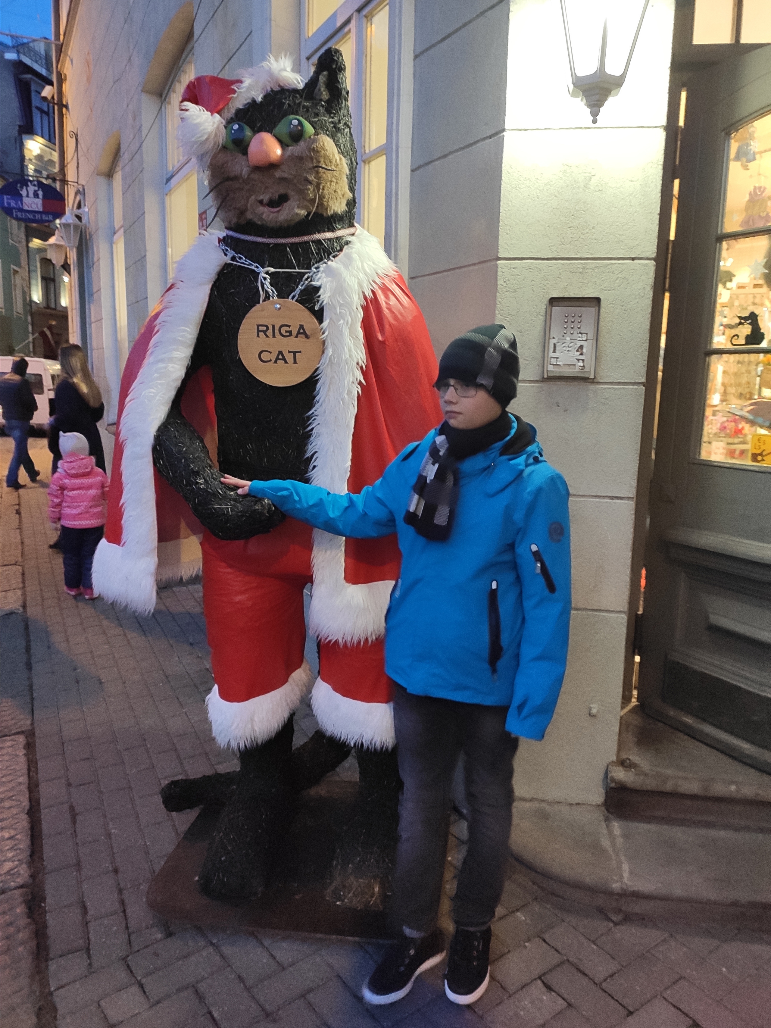 Коты - один из символов Риги