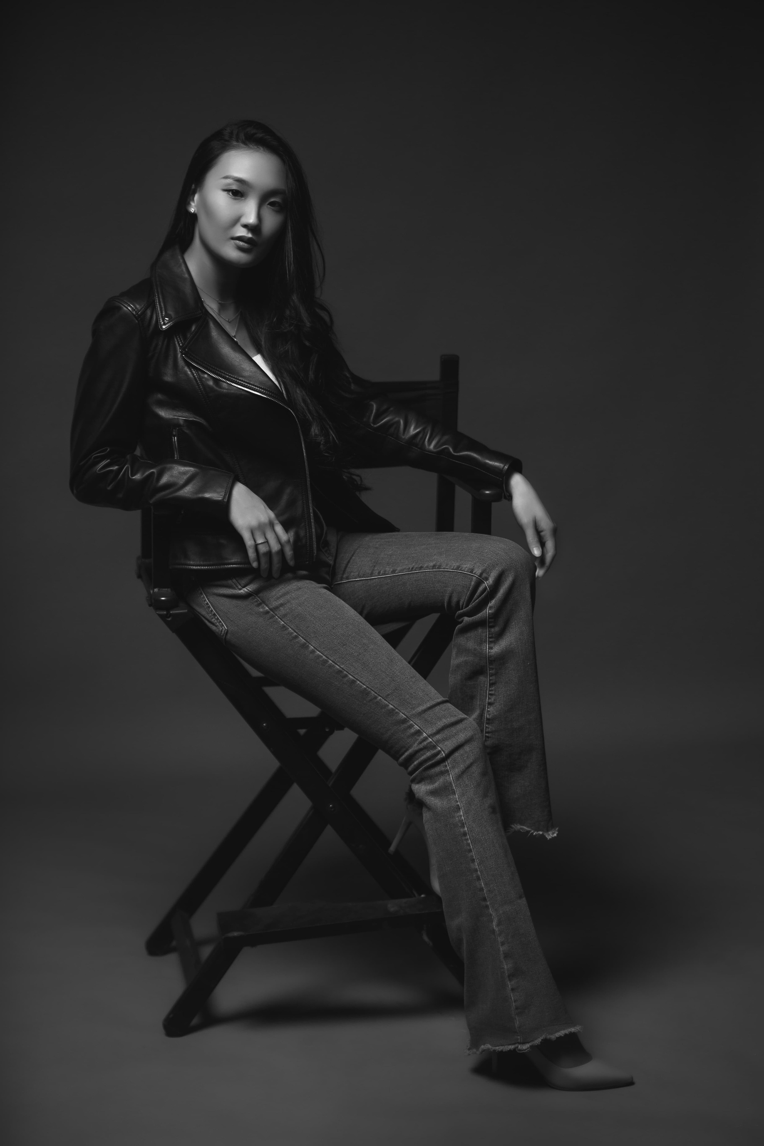 Портрет. Фотостудия в Атырау | Фотограф атырау, Видео, Дрон, съемка в атырау Контент для Бизнеса»