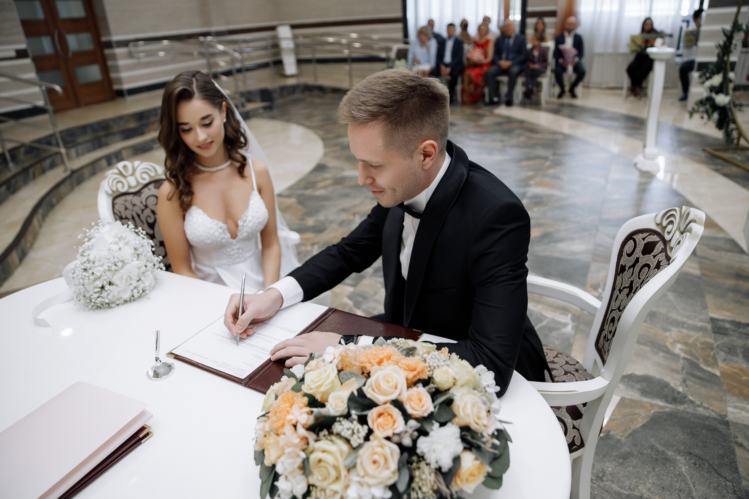 Даниил и Карина. Свадебный фотограф Фадеева Алёна