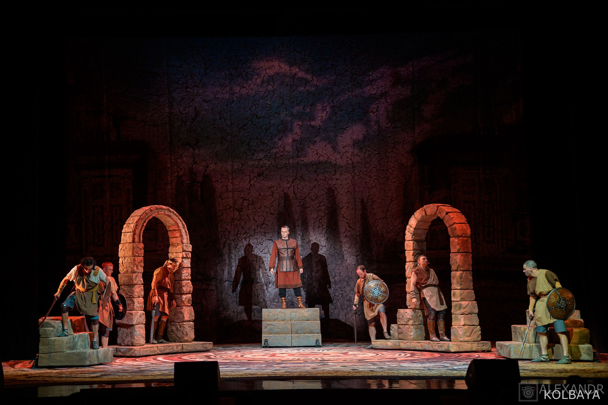 Фоторепортаж со спектакля Гладиатор в Театре Терезы Дуровой. Концертный и театральный репортажный фотограф в Москве Александр Колбая