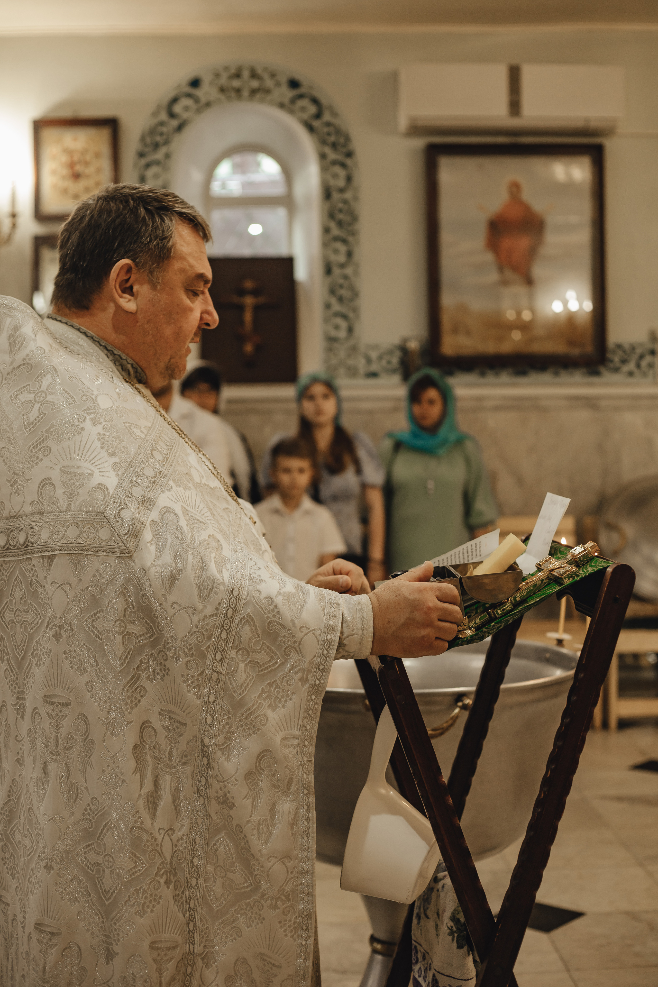 Крещение Богдана. Фотограф Малофеева Алина