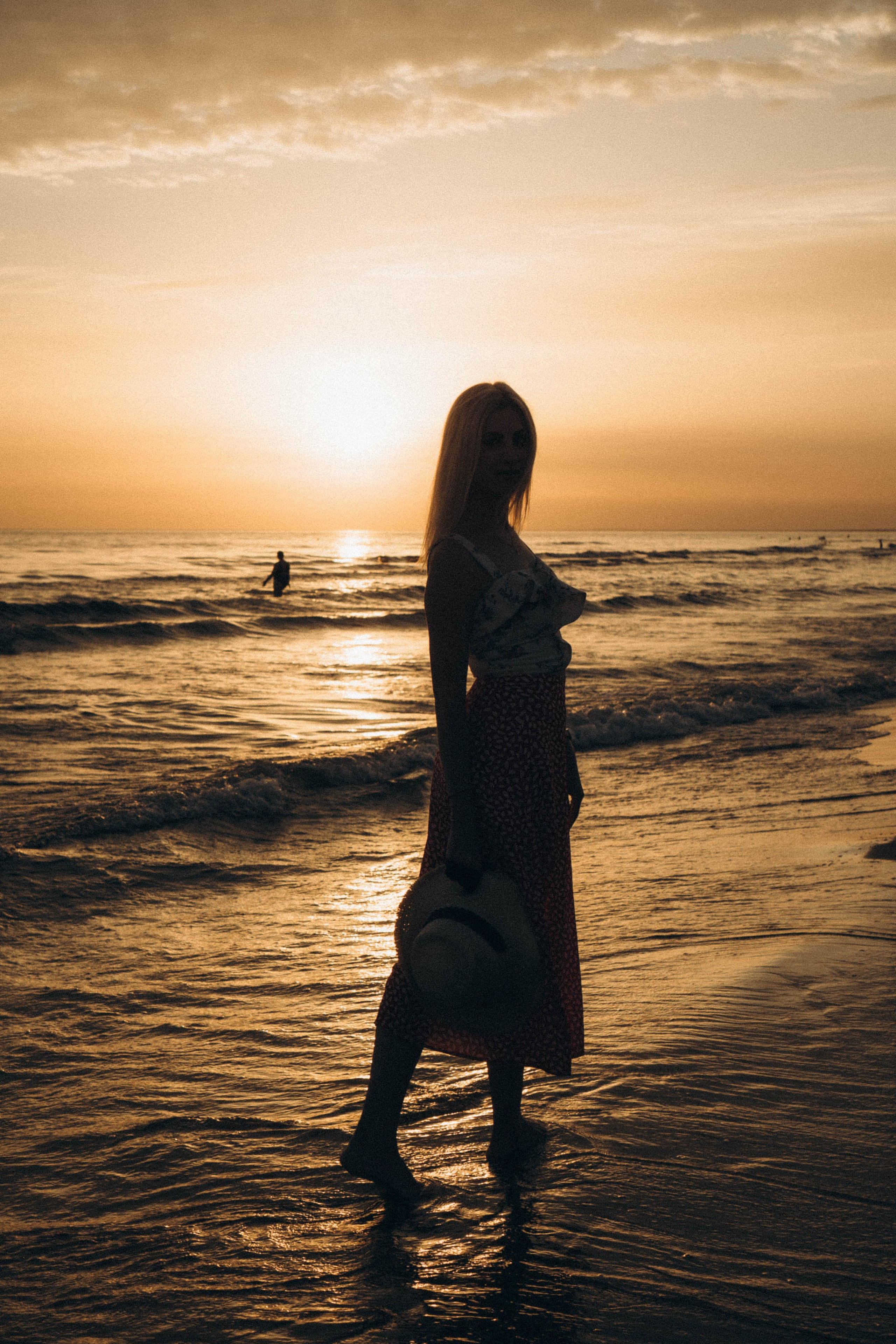 Июльский вечер на берегу черного моря. Профессиональный фотограф, Санкт-Петербург — Виктория Богомолова