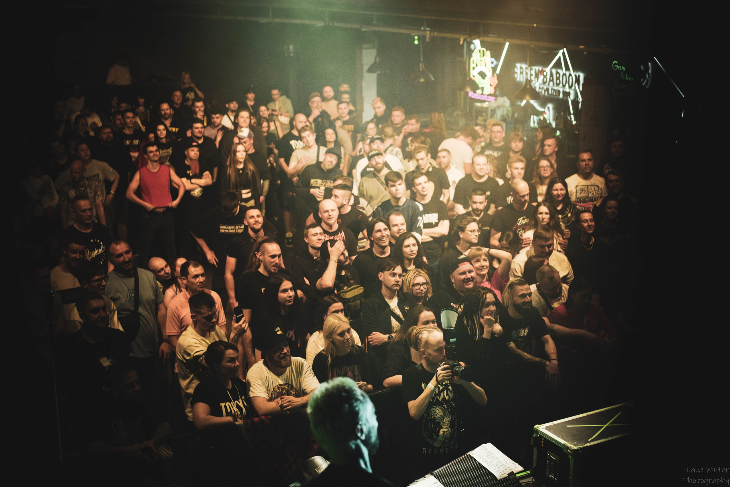 7000$ (29 июня 2025 года, Москва, клуб Урбан). Фотограф Светлана Блинова, Москва и Московская область