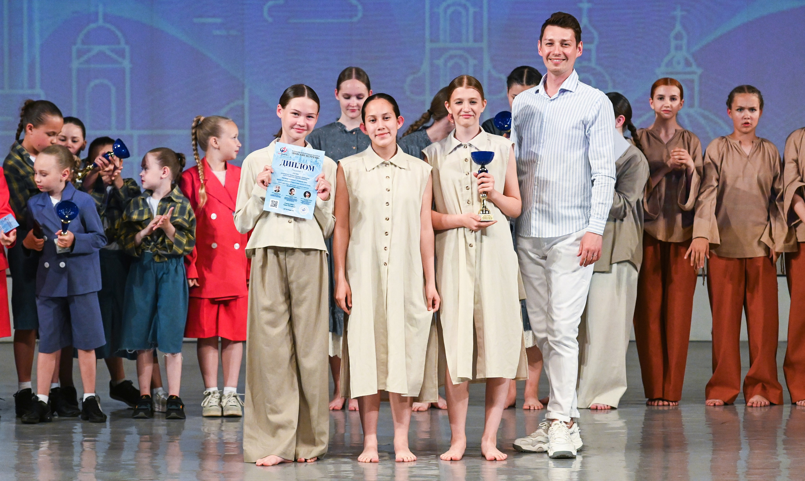 02.06.2025 «АртКомпас» Всероссийский фестиваль талантов «Невские встречи» г. Санкт-Петербург. Медиастудия Фото Концепт